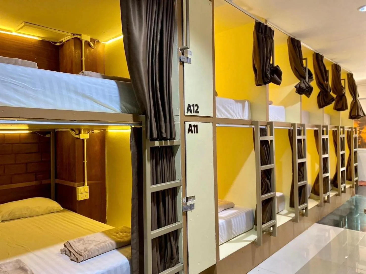 Bedroom, Bed in LONGDOO Hostel