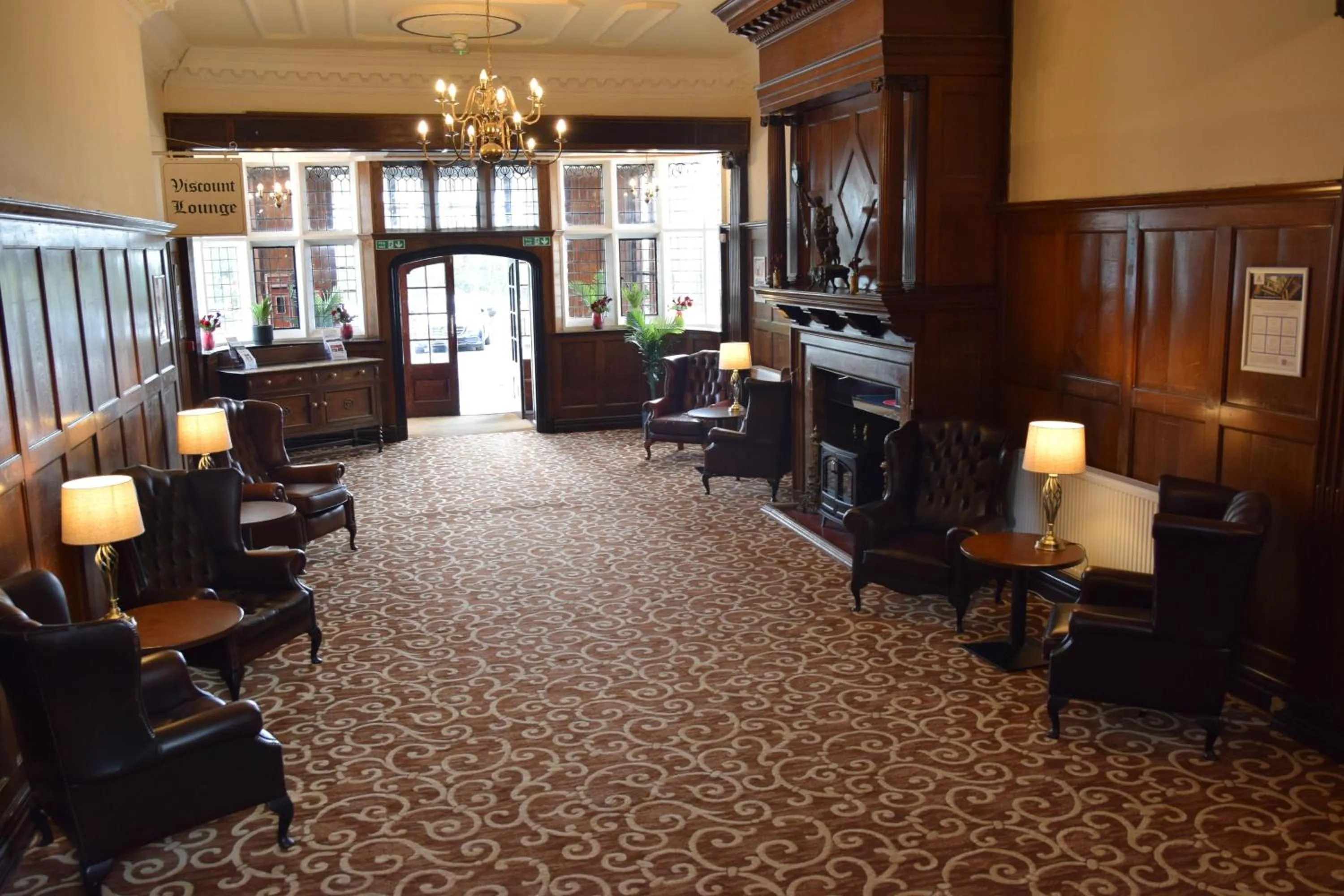 Lobby or reception in Russ Hill Hotel