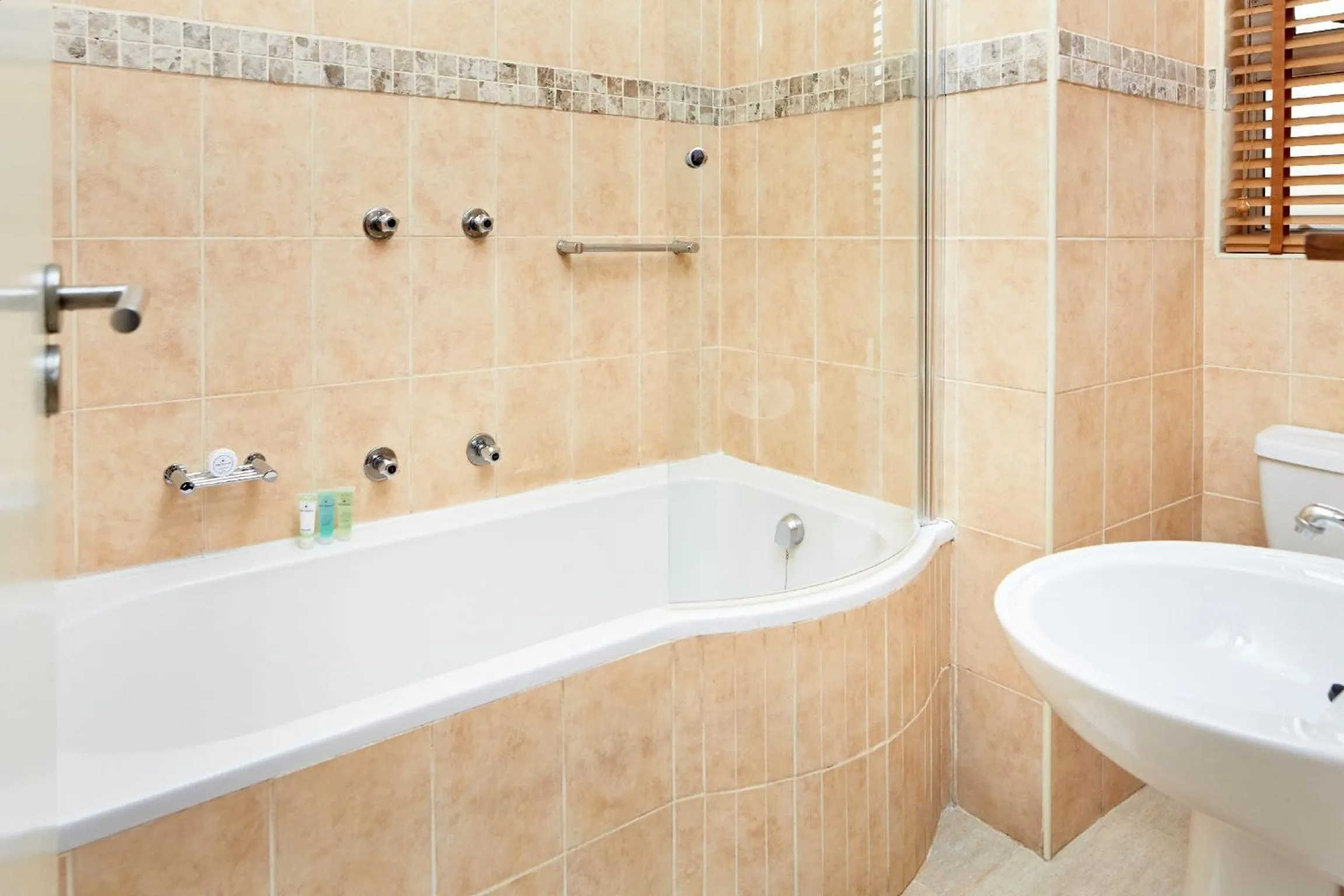 Bathroom in First Group Port Owen Marina