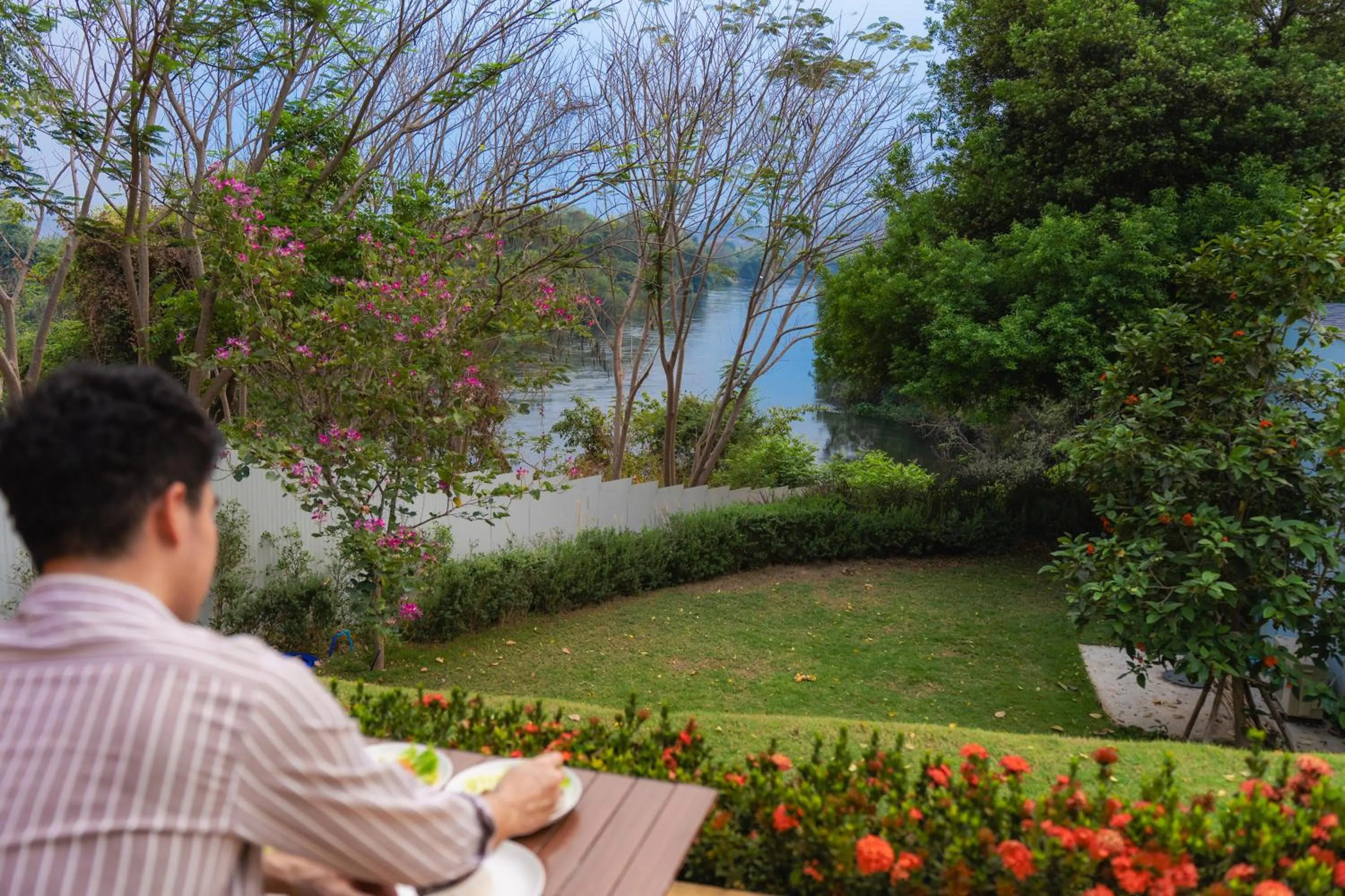 Garden view in Rakmak Kan Resort & Cafe