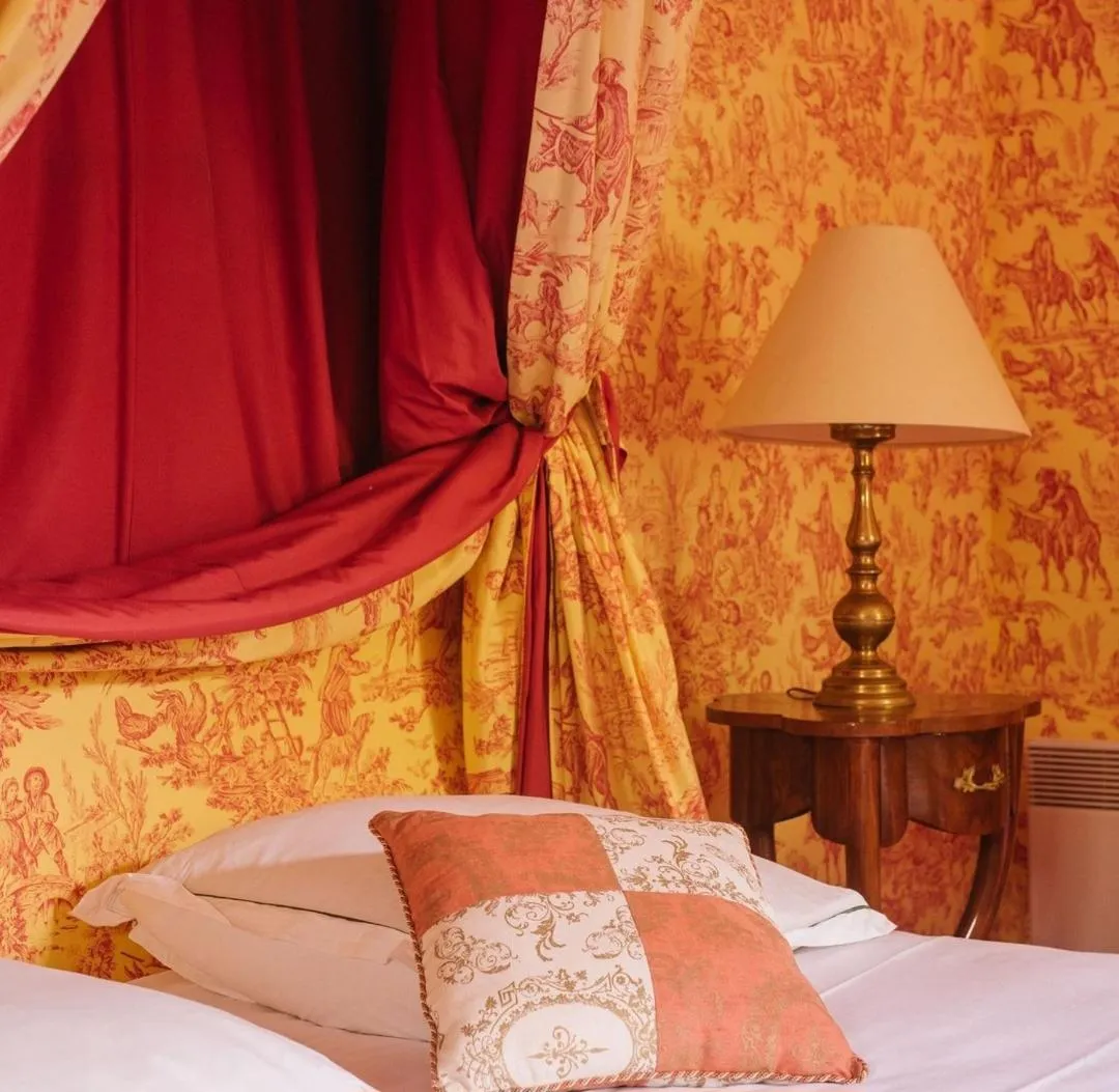 Bedroom, Bed in Château de Bournel