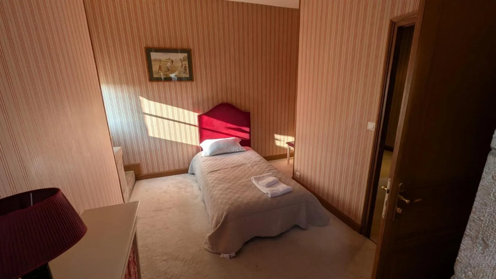 Bed in Château de Bournel