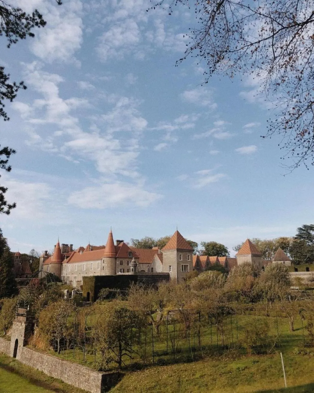 Hiking in Château de Bournel