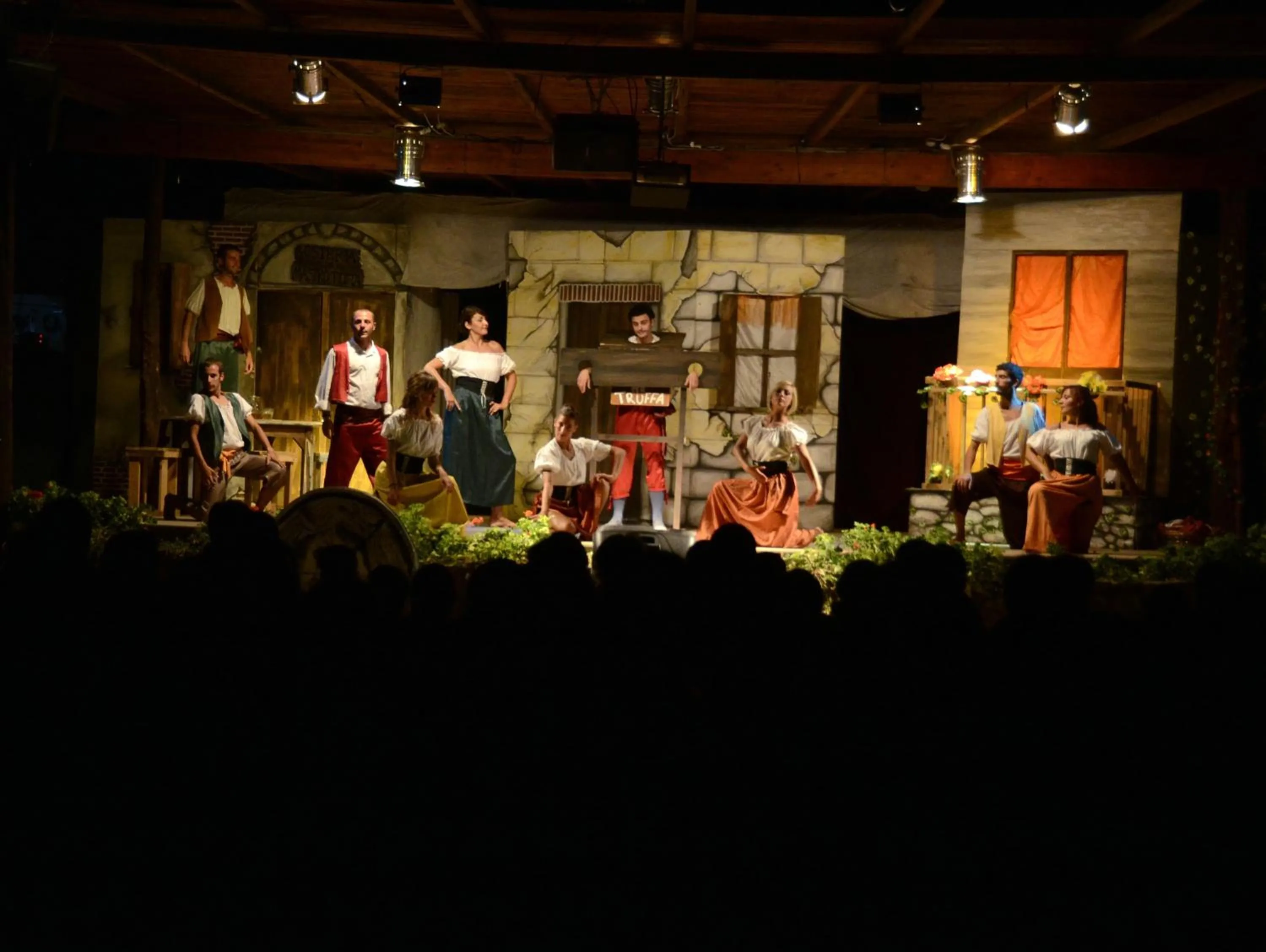 Evening entertainment in Villaggio Giardini D'Oriente