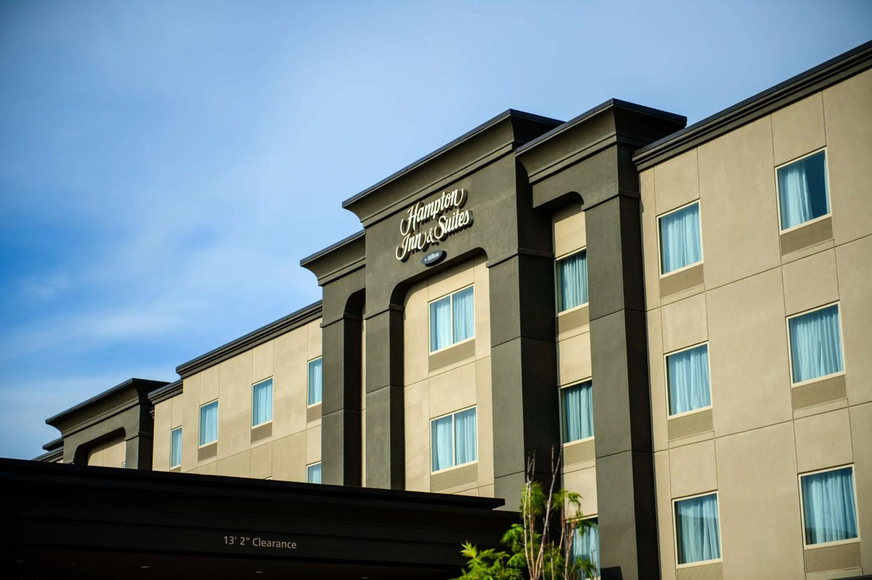 Property building in Hampton Inn & Suites East Gate Regina