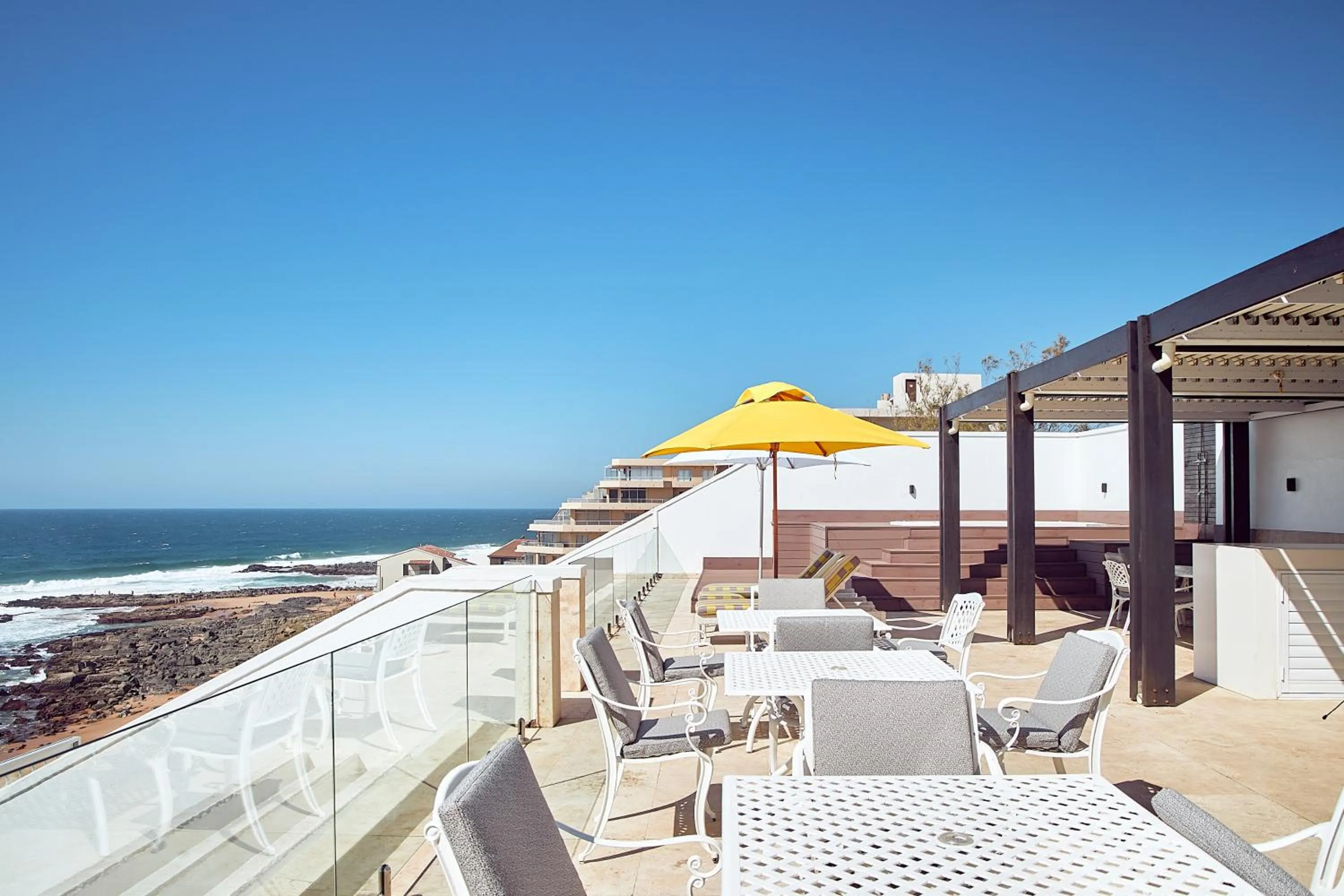 Patio in First Group La Montagne