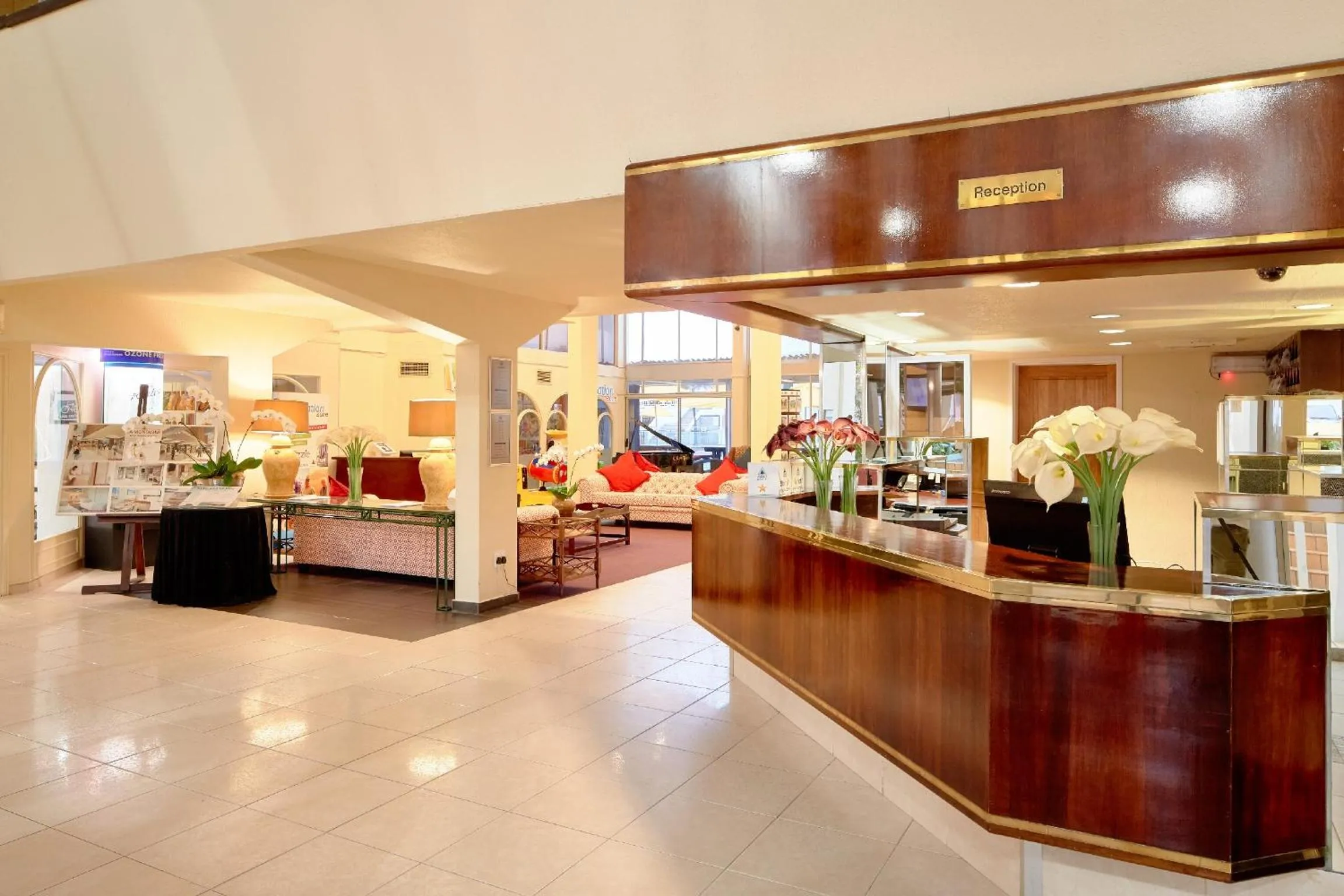 Lobby or reception in First Group La Montagne