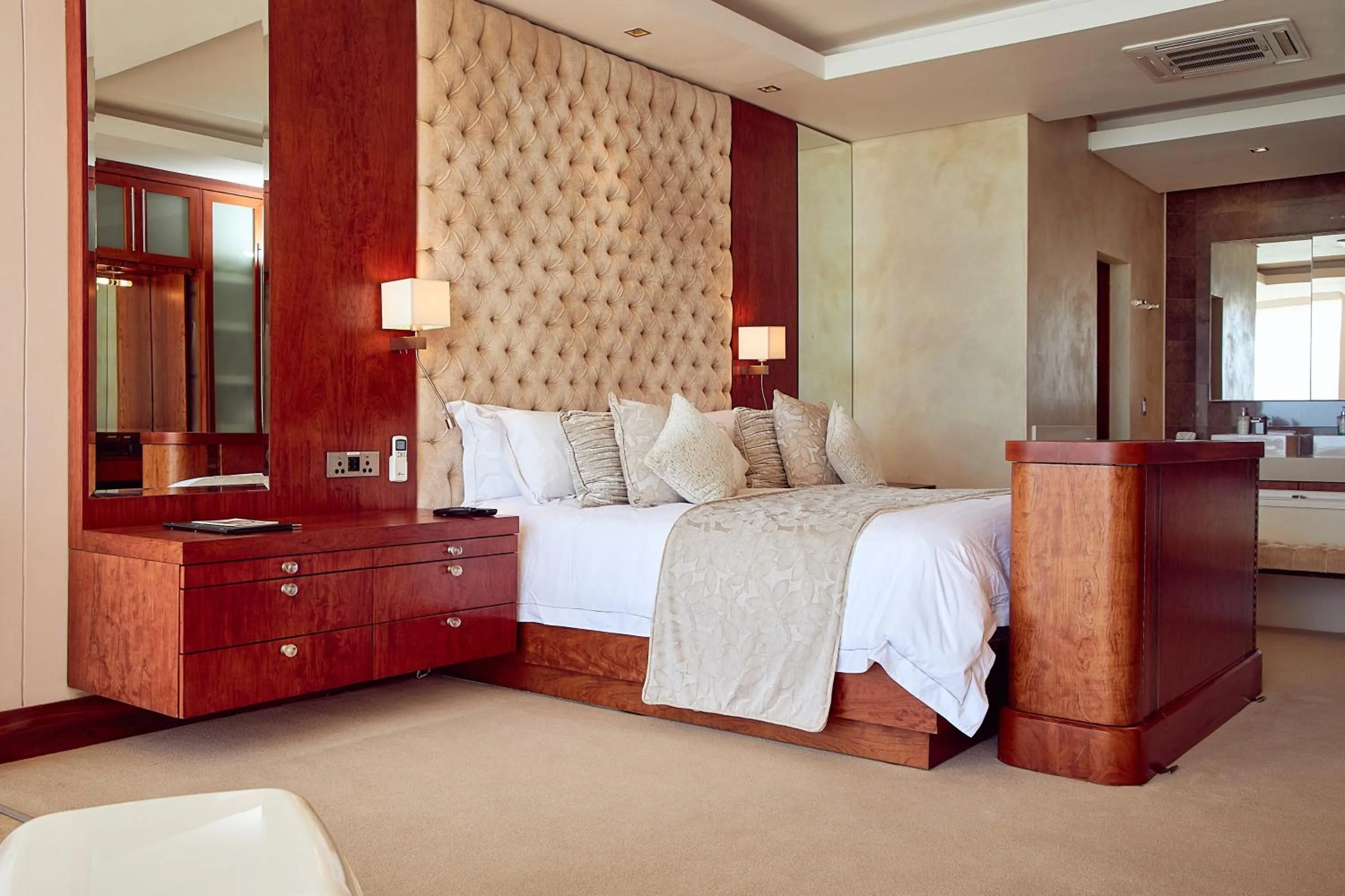 Bed in First Group La Montagne