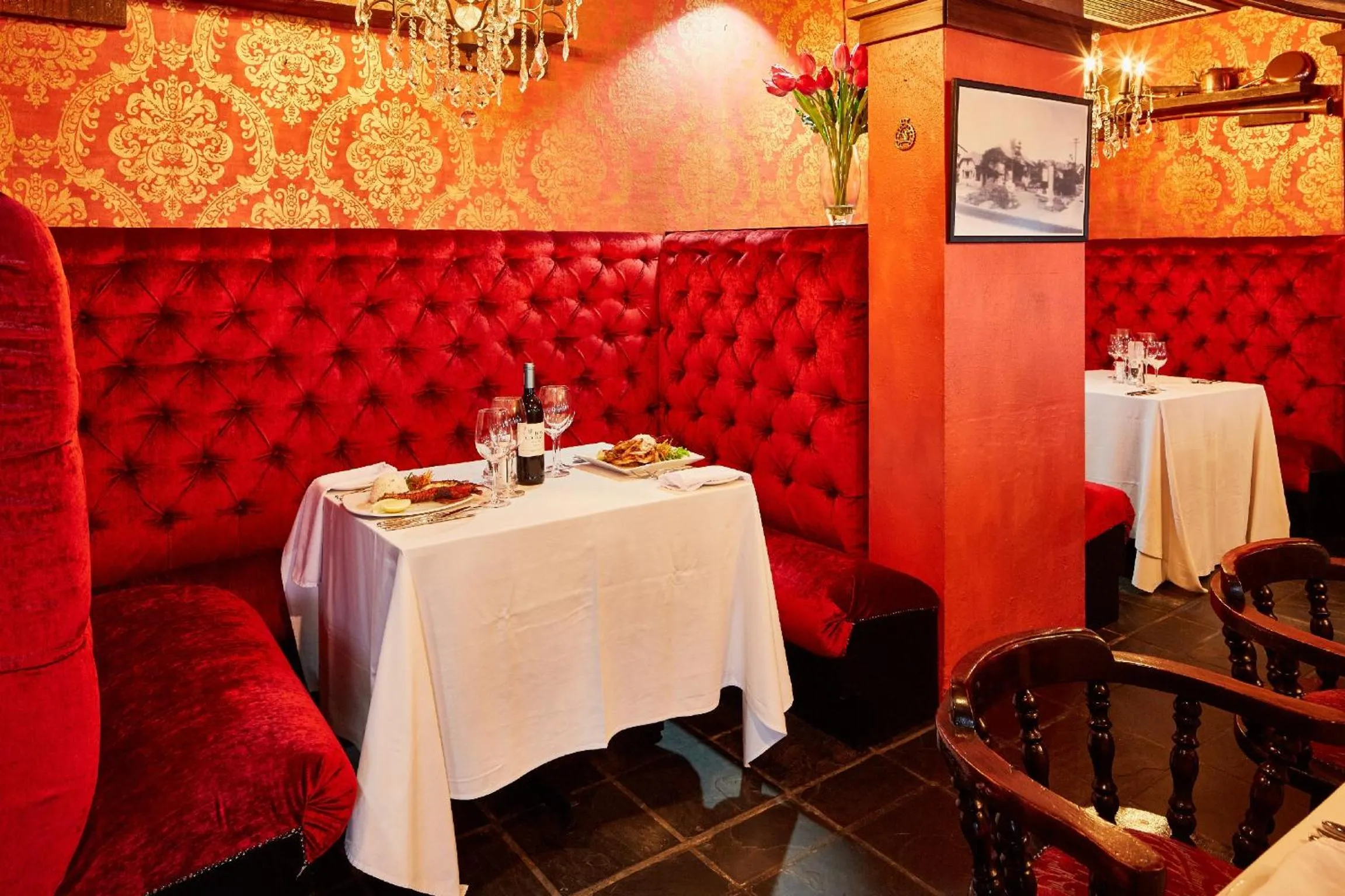 Restaurant/places to eat in First Group La Montagne