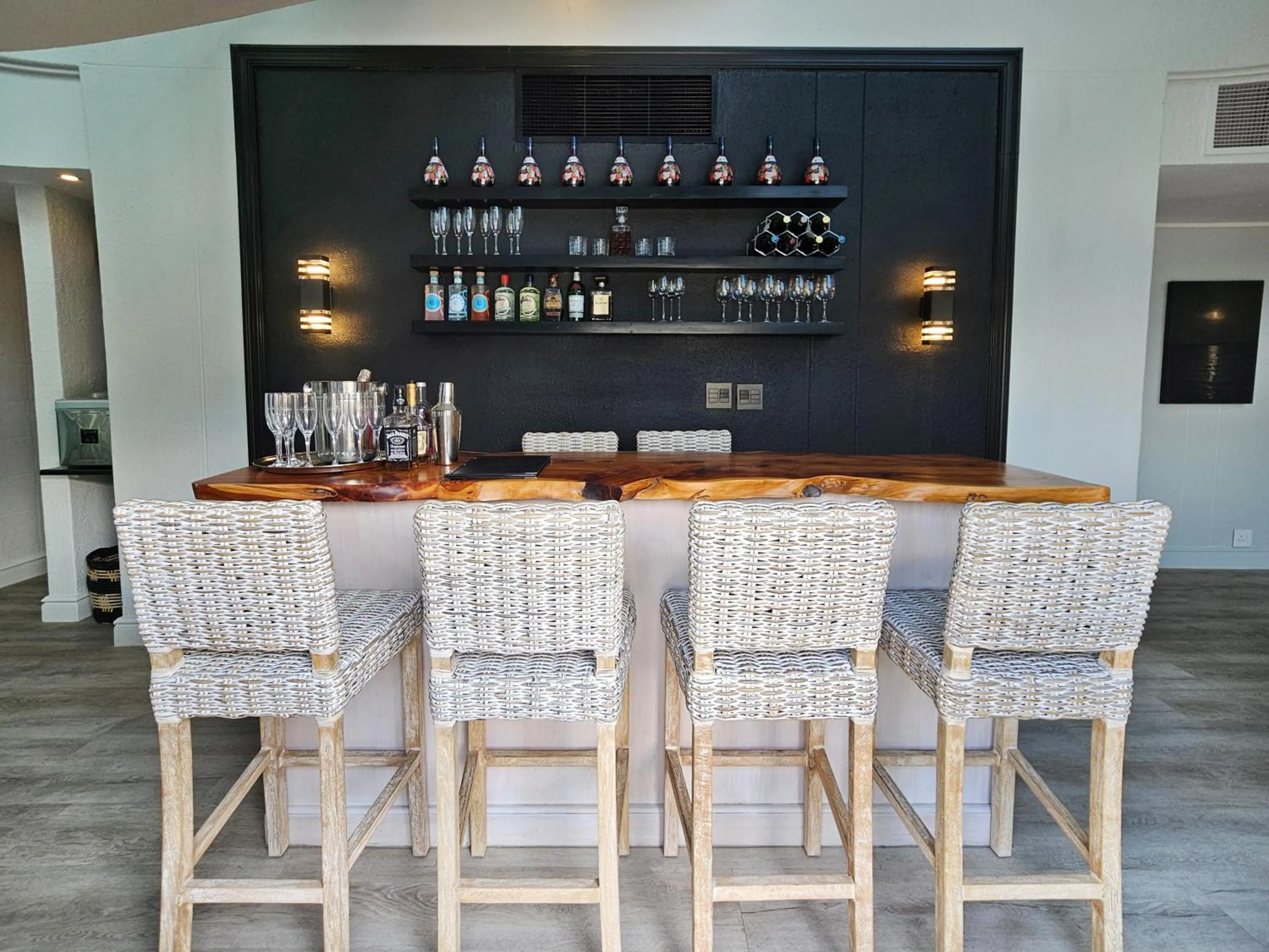 minibar in First Group La Montagne