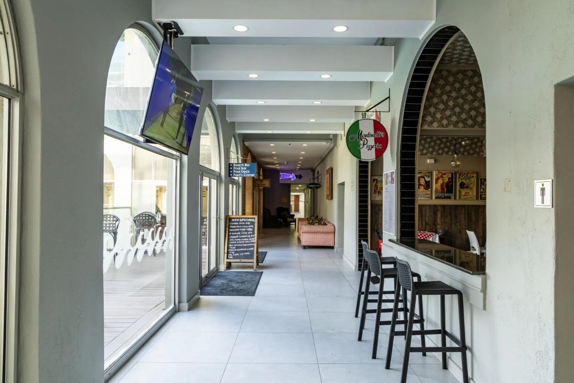 Seating area in First Group La Montagne