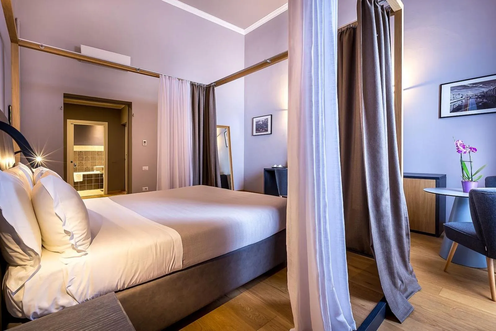 Photo of the whole room, Bed in Residenza D'Epoca Al Numero 8