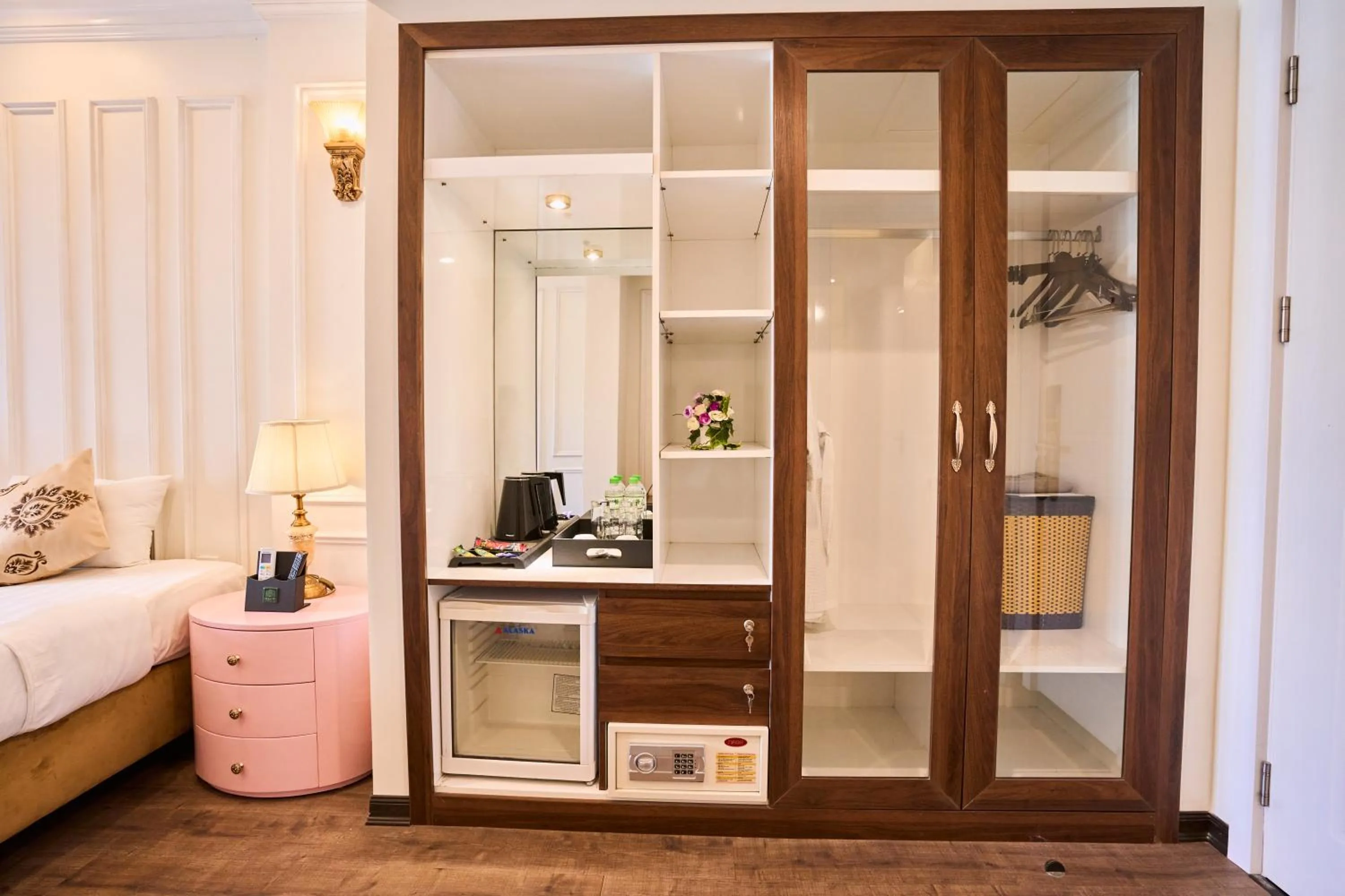 furniture, Bed in Le Haute Hotel Hai Phong