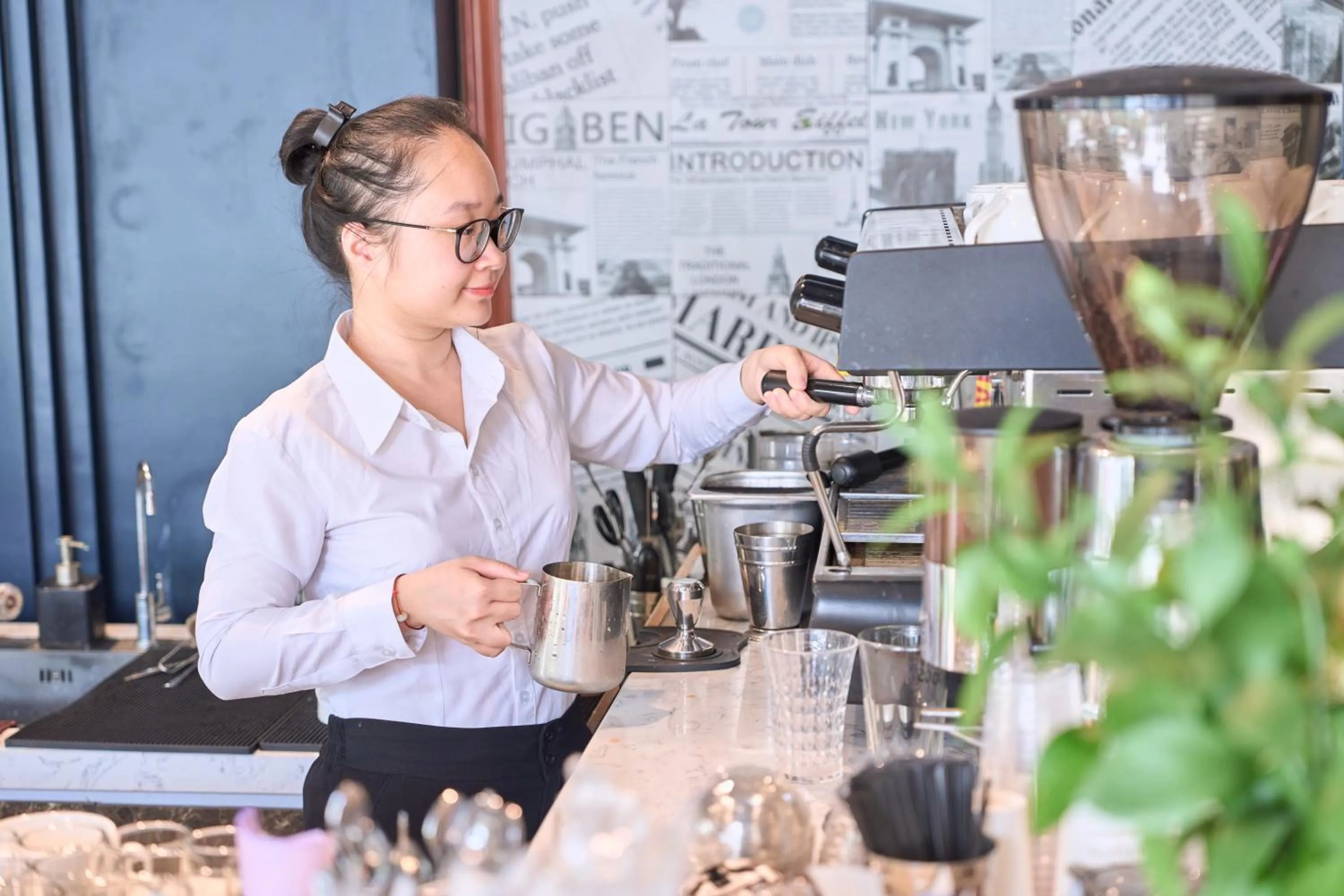 Coffee/tea facilities in Le Haute Hotel Hai Phong