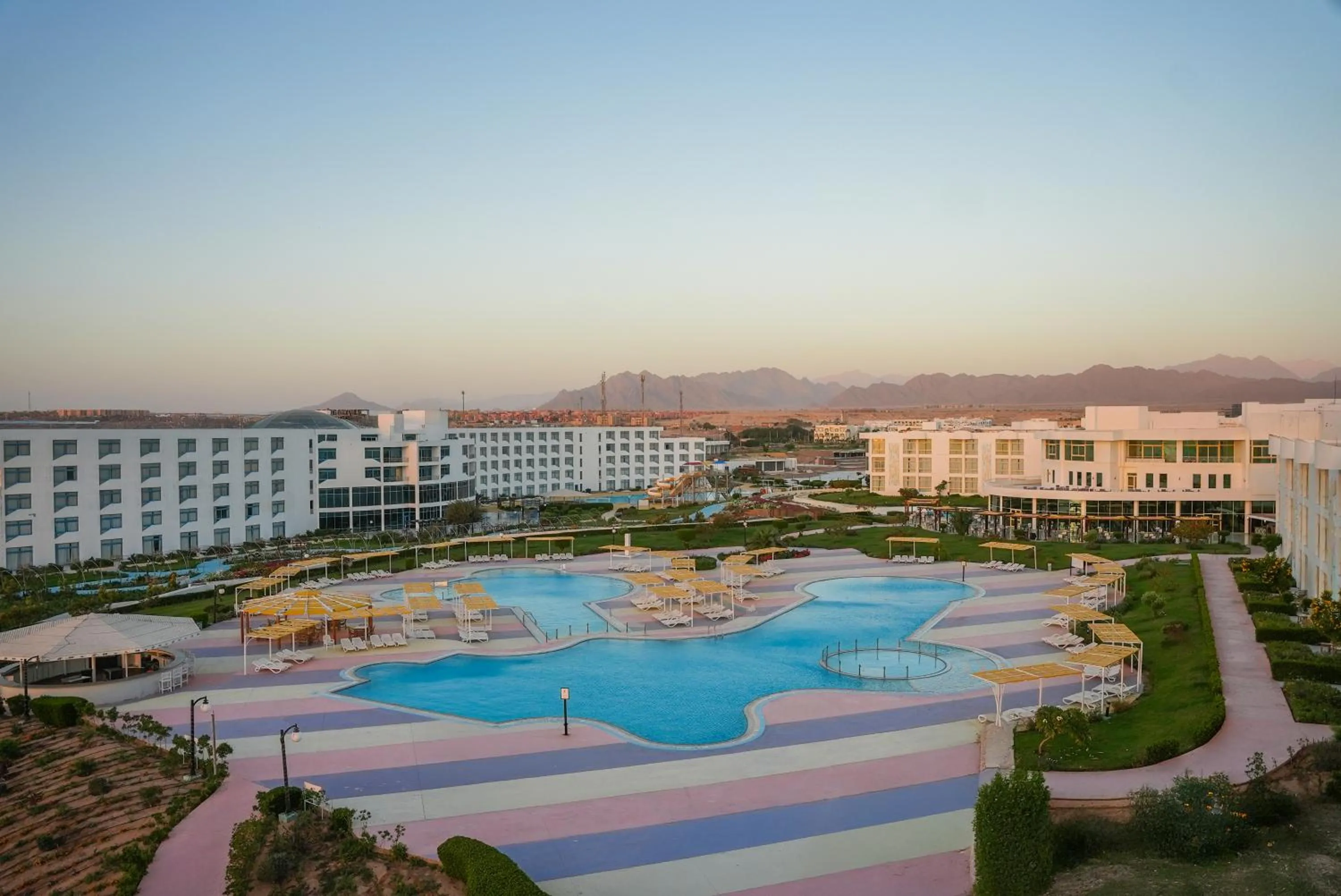 Property building in Amarina Star Resort & Aqua Park Sharm El-Skeikh