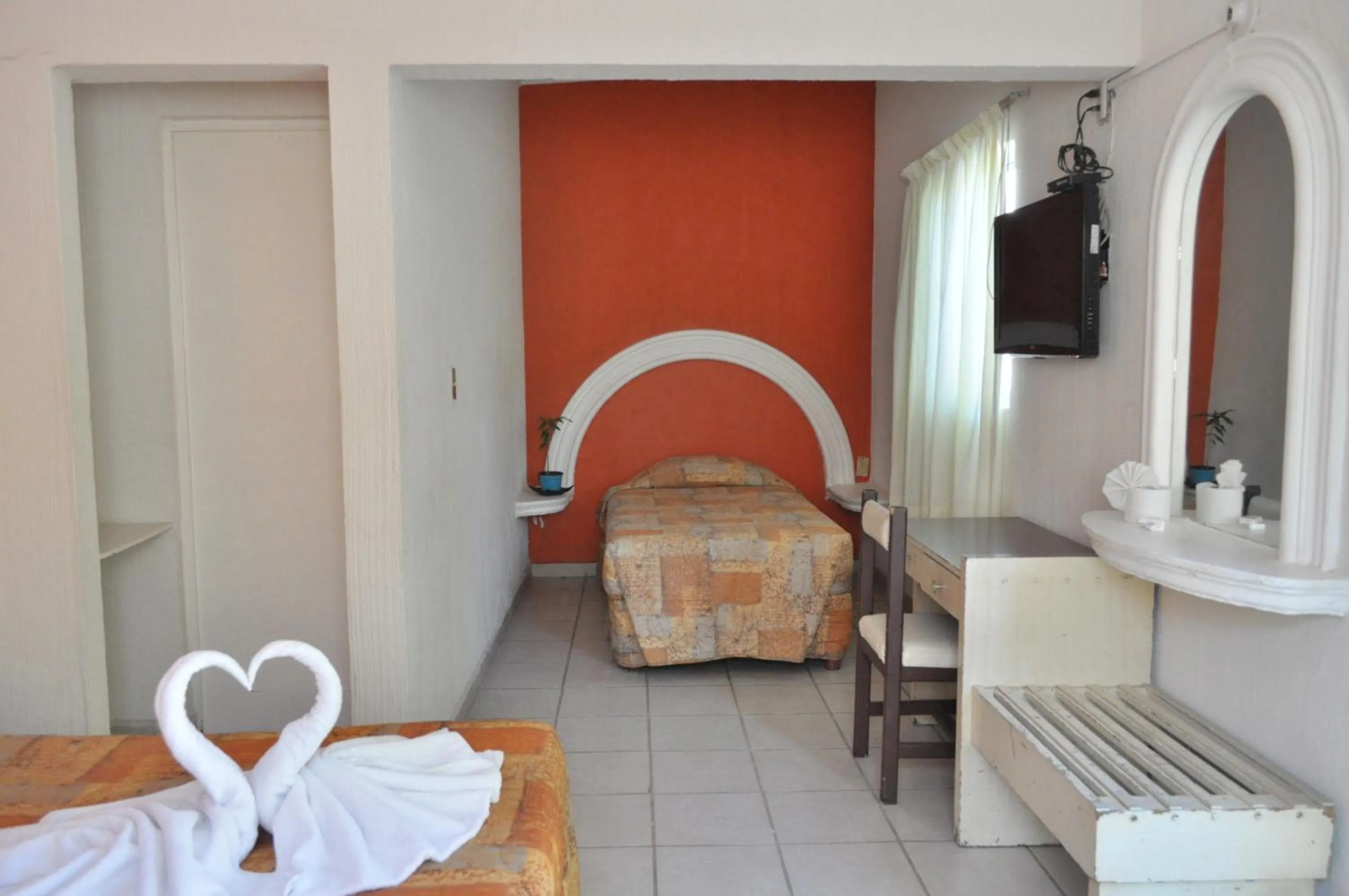 Bed in Hotel del Tajo