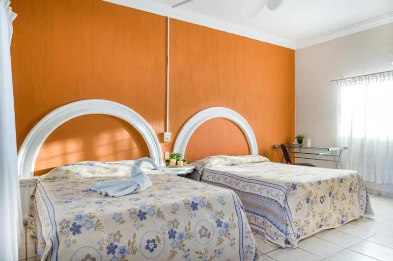 Photo of the whole room in Hotel del Tajo