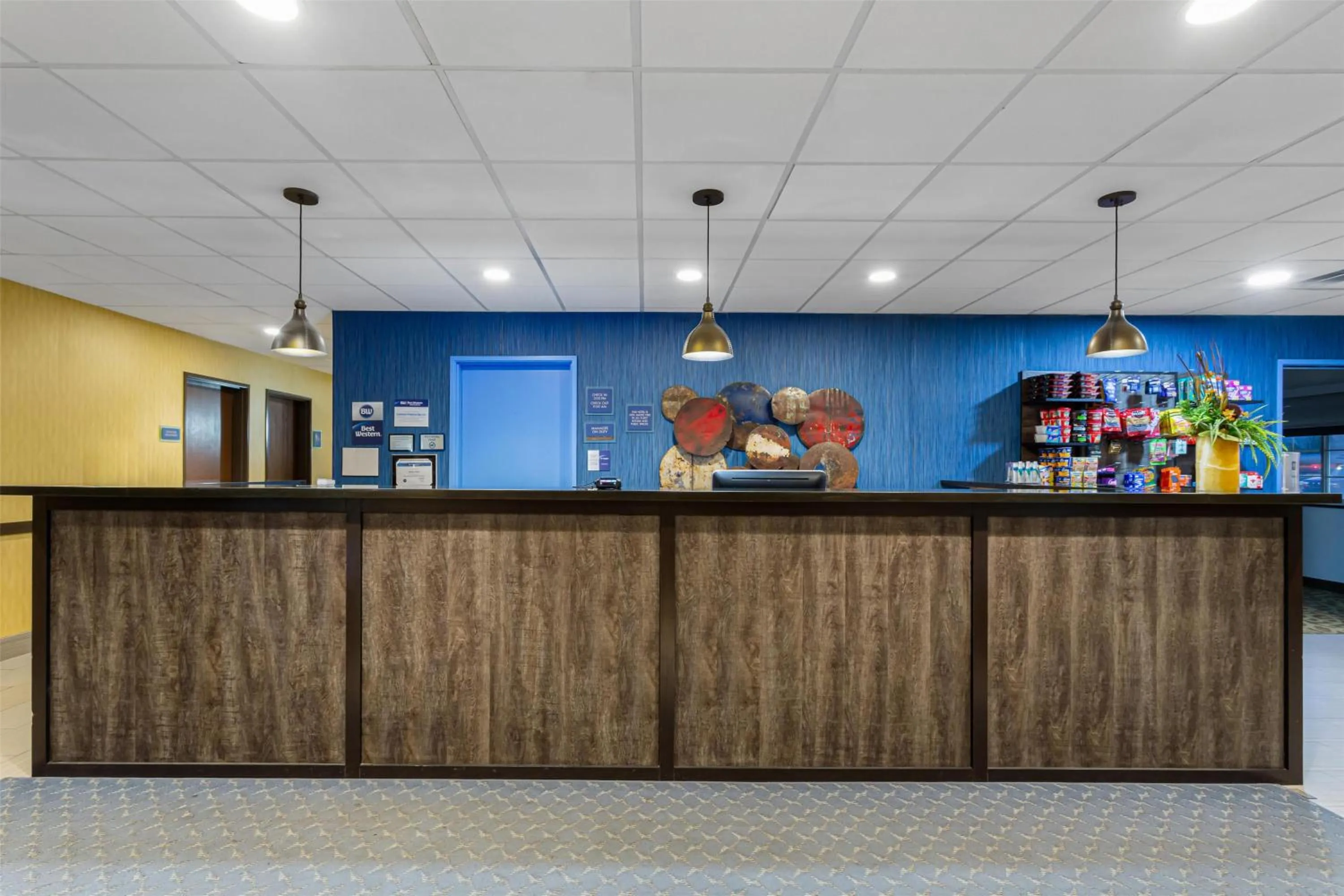 Lobby or reception in Best Western Duchesne Inn