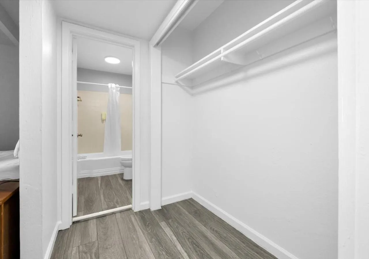 Bathroom in Motel 6 San Francisco, CA Great Highway