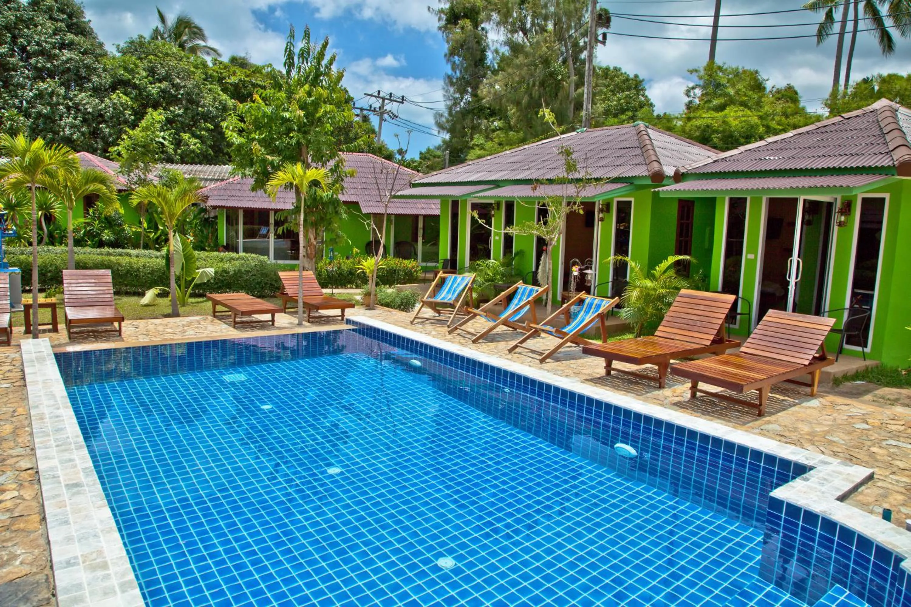 Pool view in Avocado Koh Samui