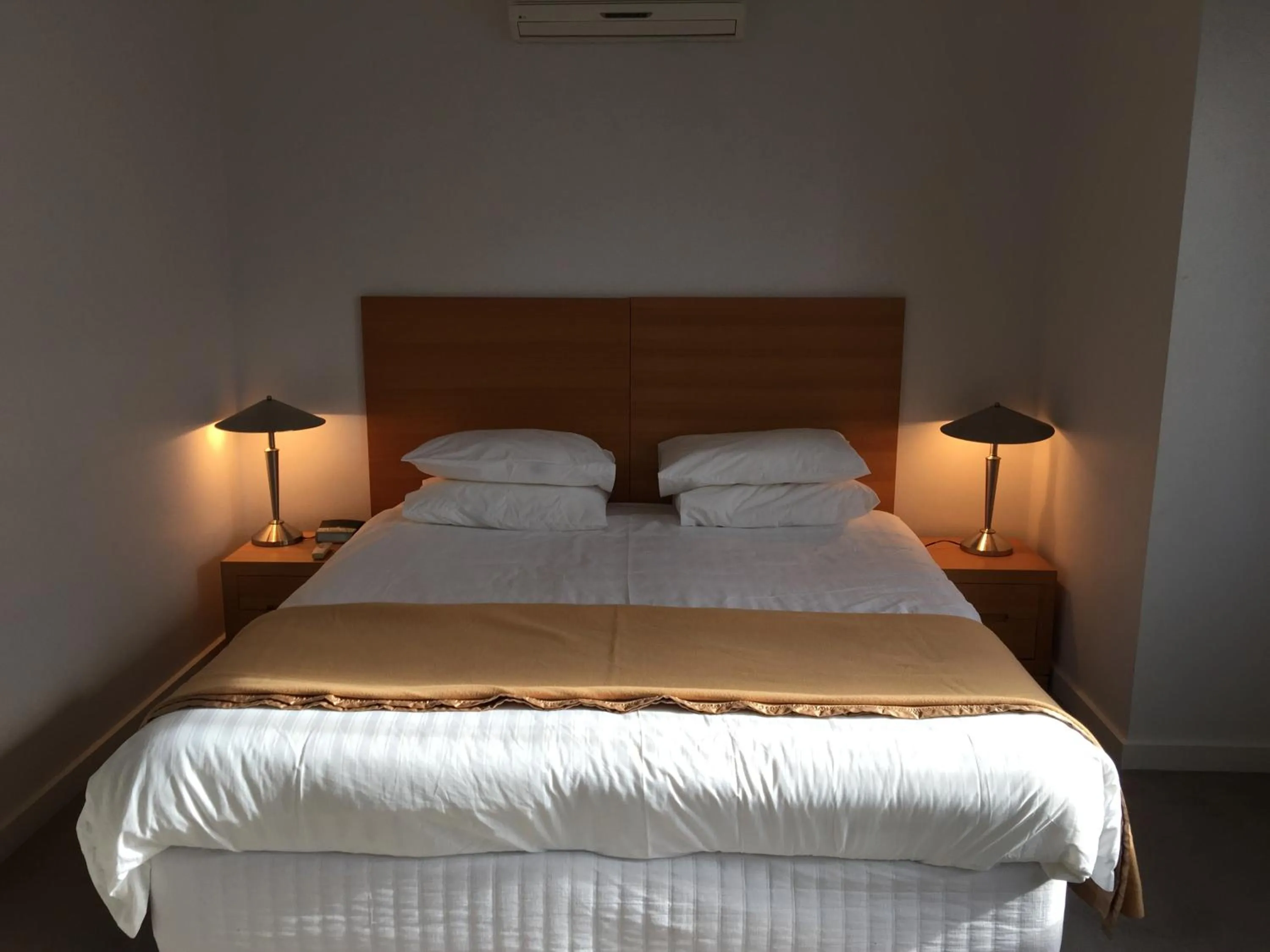 Bed in Beachside Apartments Bonbeach