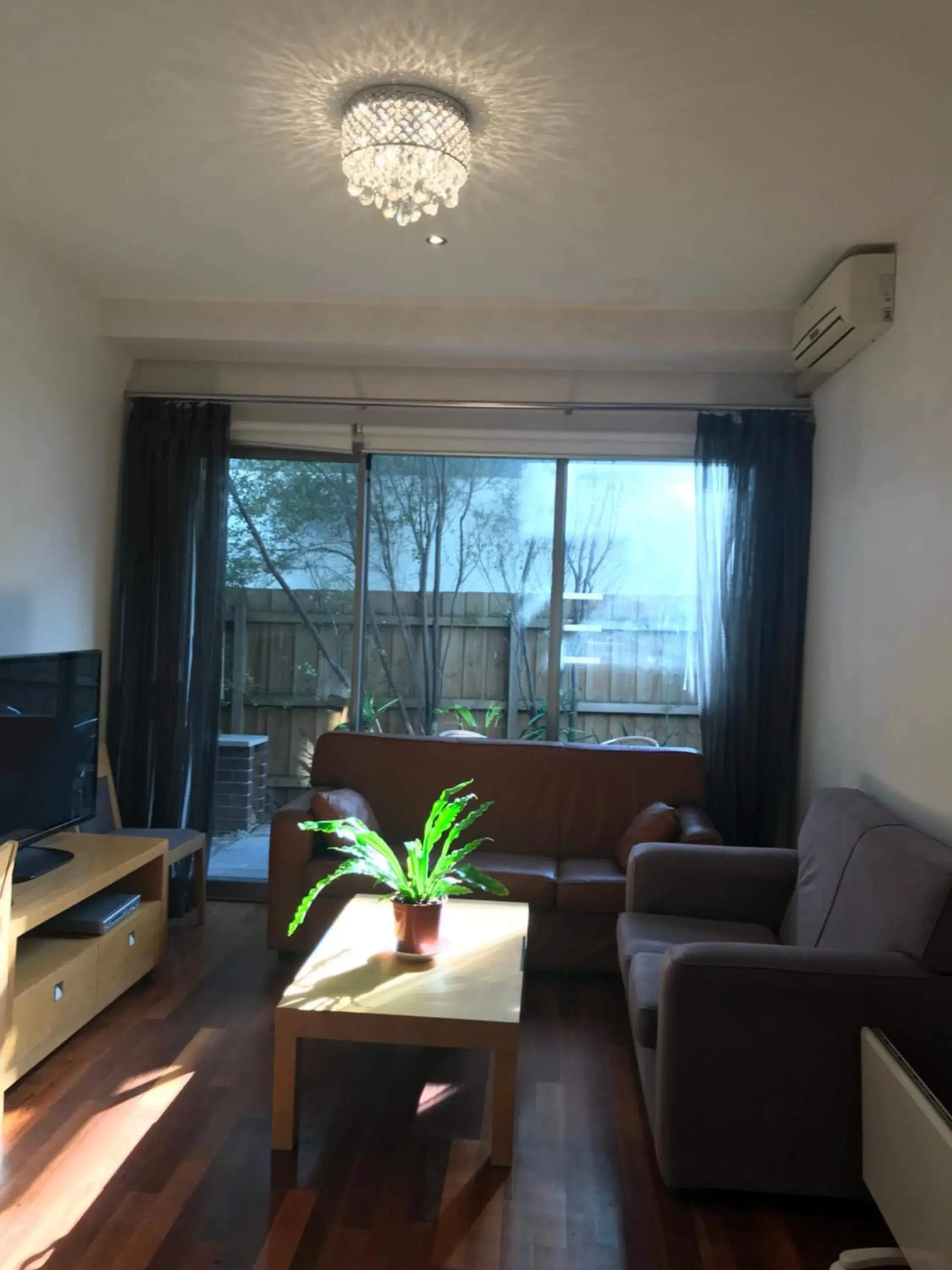 Two Bedroom Apartment - Ground Floor in Beachside Apartments Bonbeach Two Bedroom Apartment - Ground Floor in Beachside Apartments Bonbeach