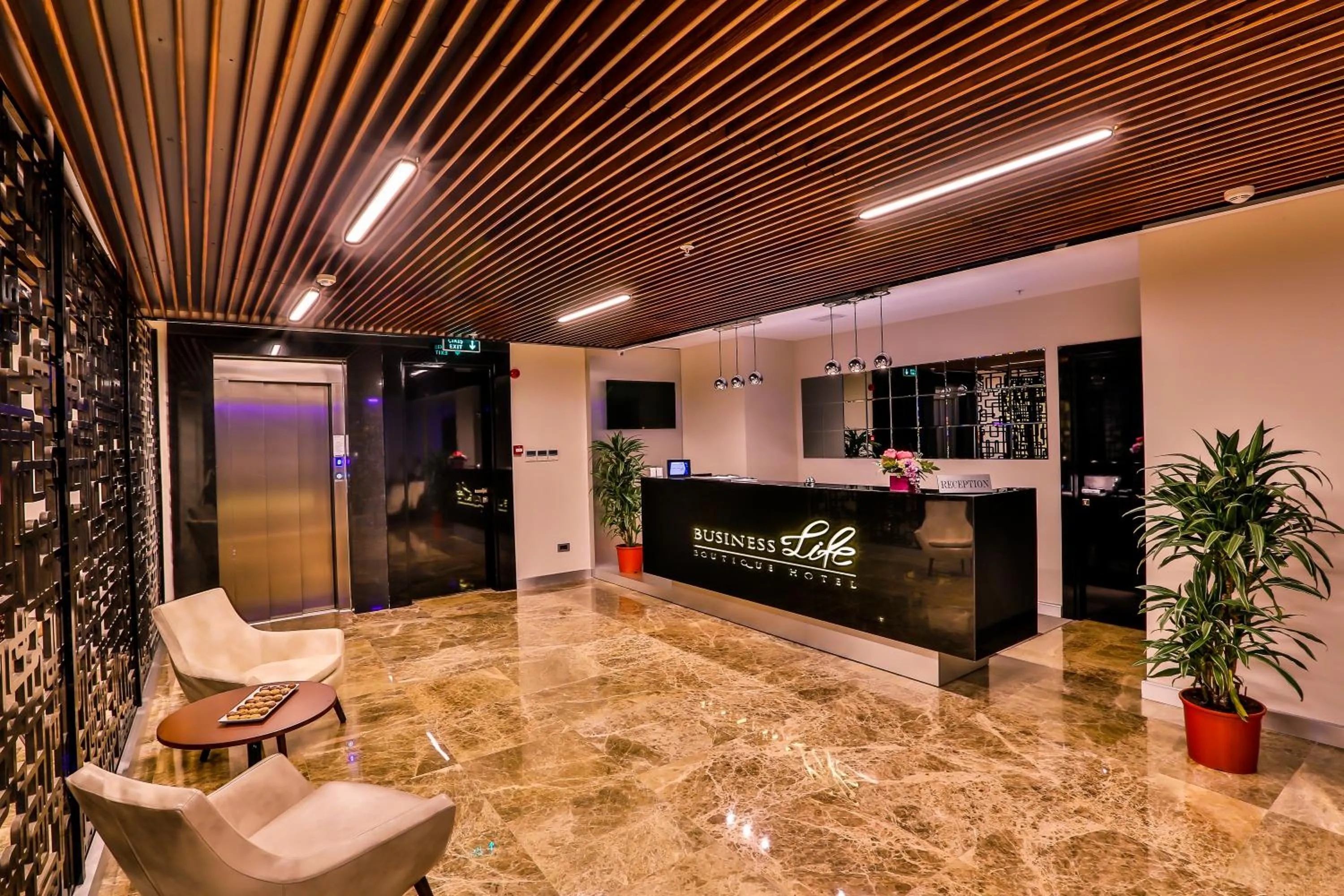Lobby or reception in Business Life Hotel & Spa Şişli