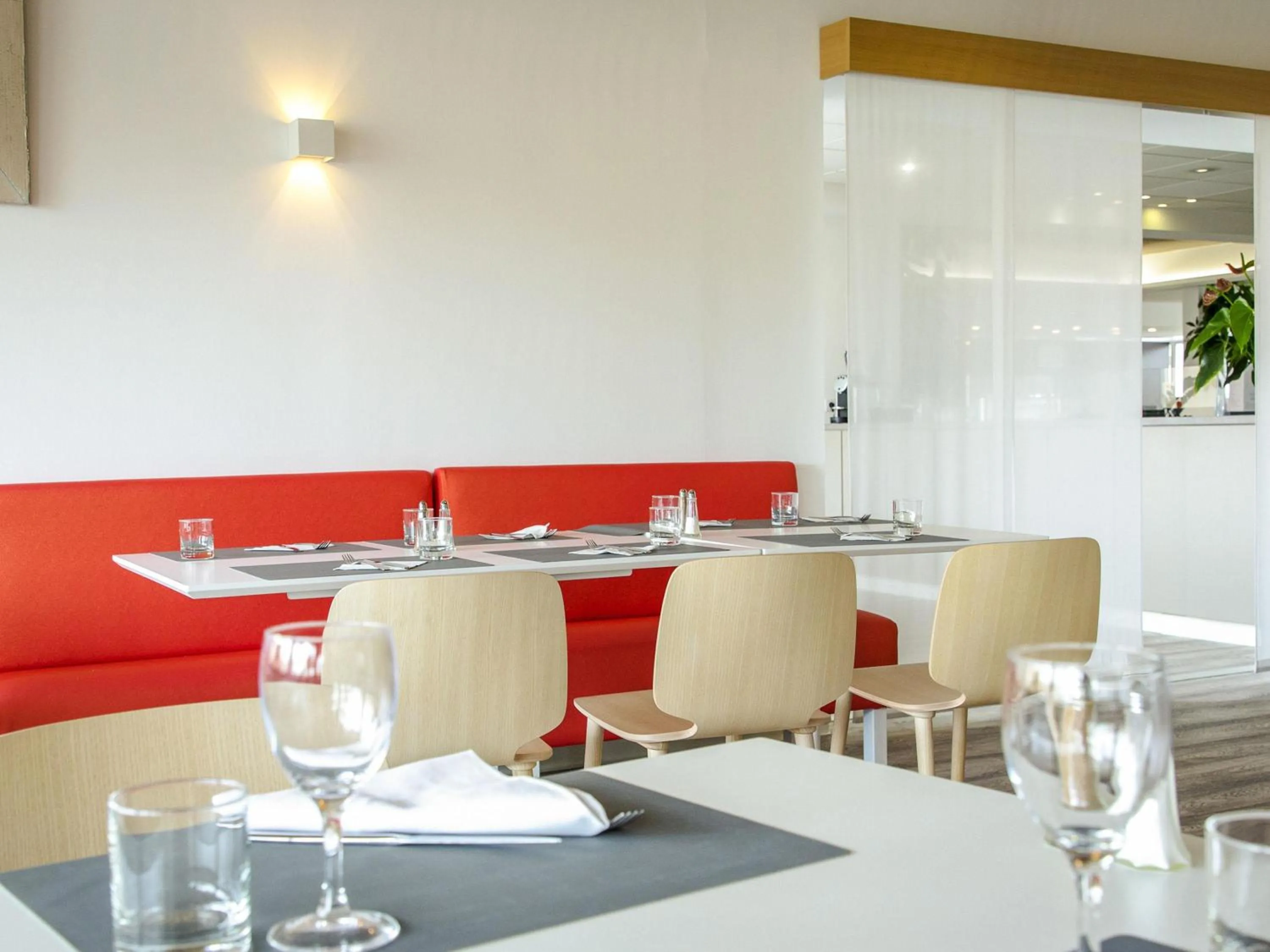 Restaurant/places to eat in ibis Perpignan Nord Rivesaltes