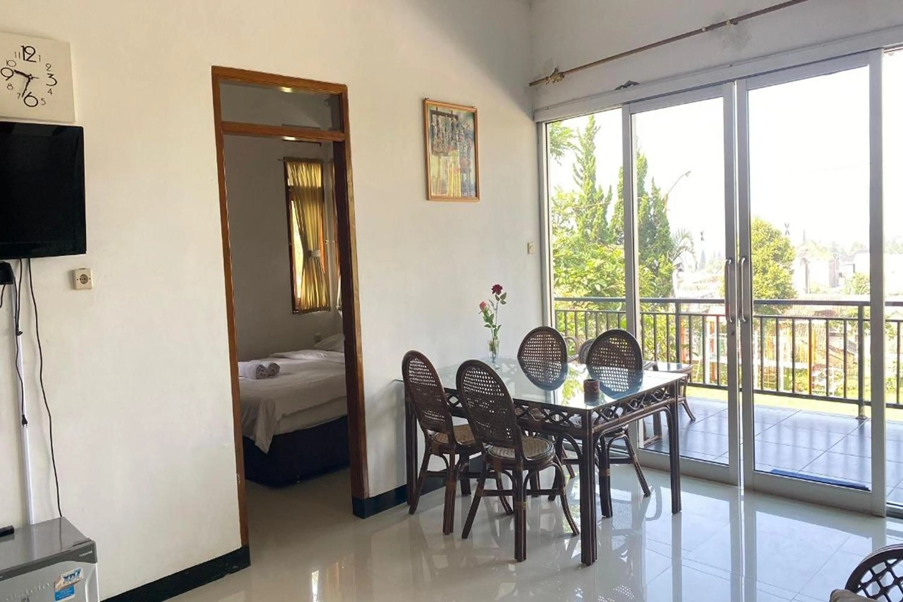 Living room, Bed in Nirwana Lembang