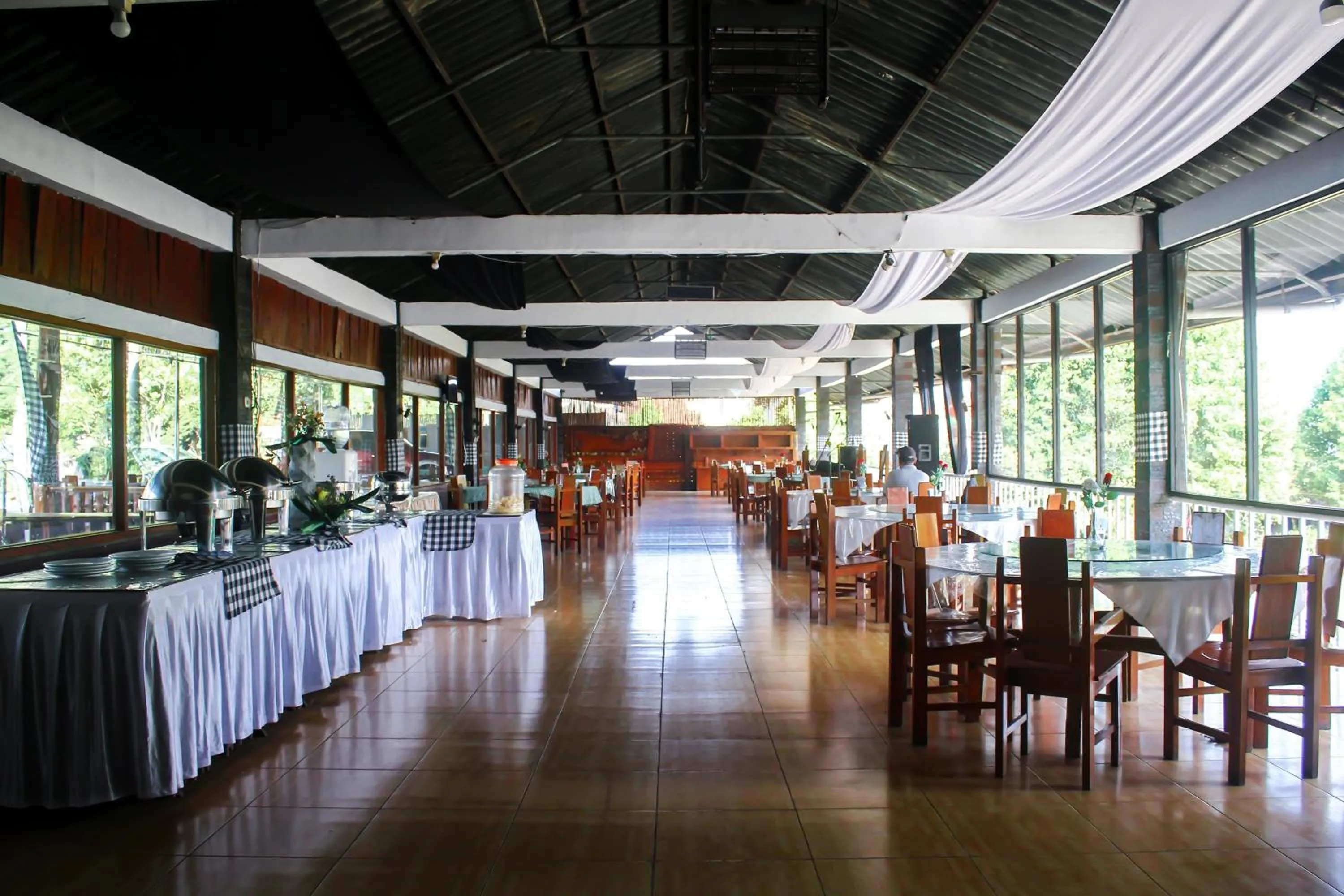 Restaurant/places to eat in Nirwana Lembang