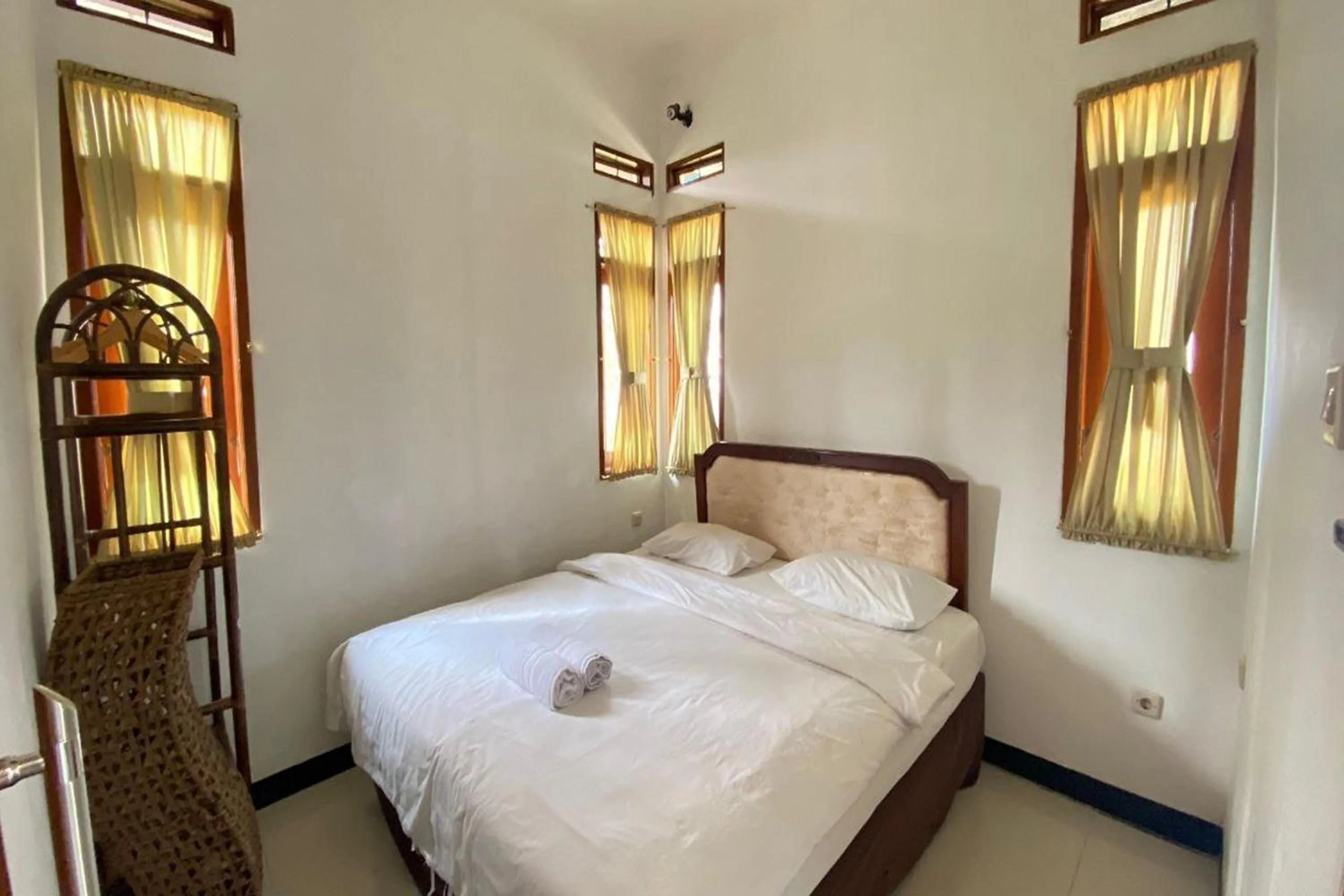 Bedroom, Bed in Nirwana Lembang