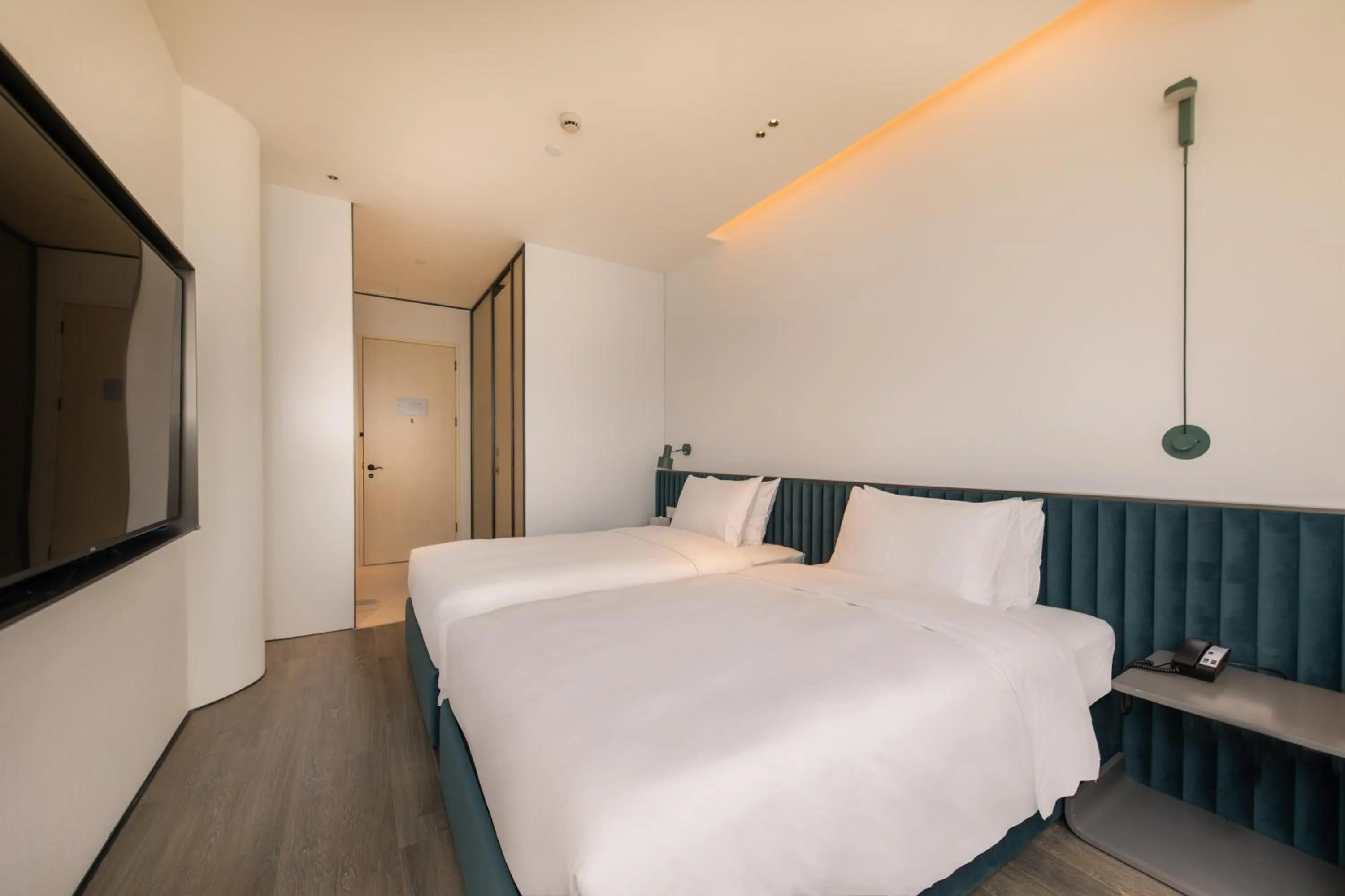 Bed in Shanghai Autoongo Bund Hotel