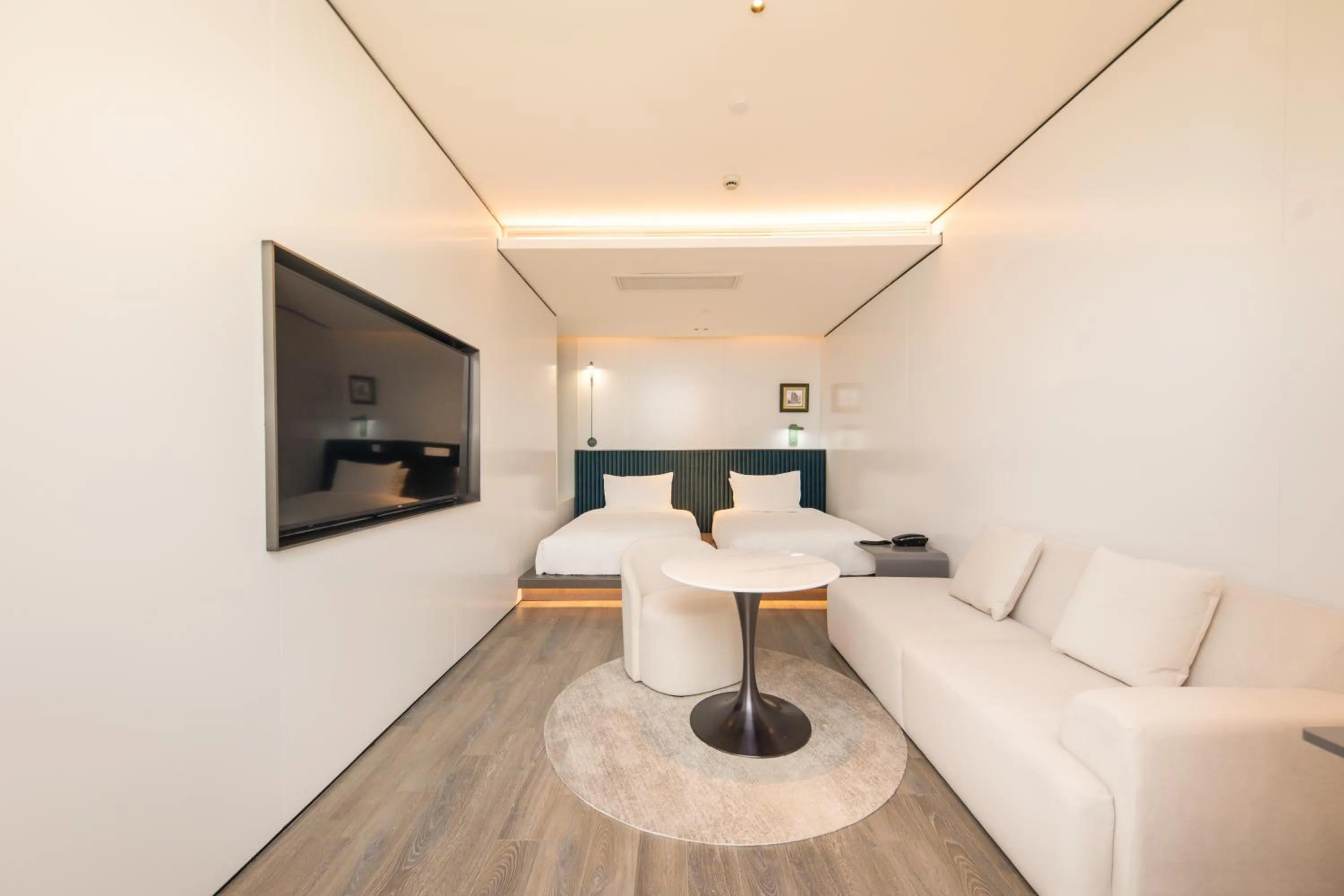 Seating area in Shanghai Autoongo Bund Hotel