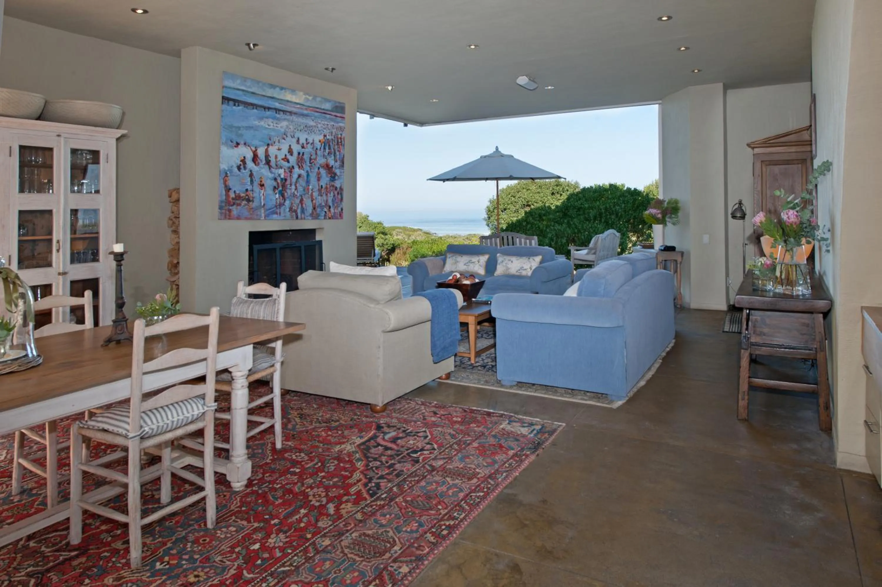 Garden in Mosselberg on Grotto Beach