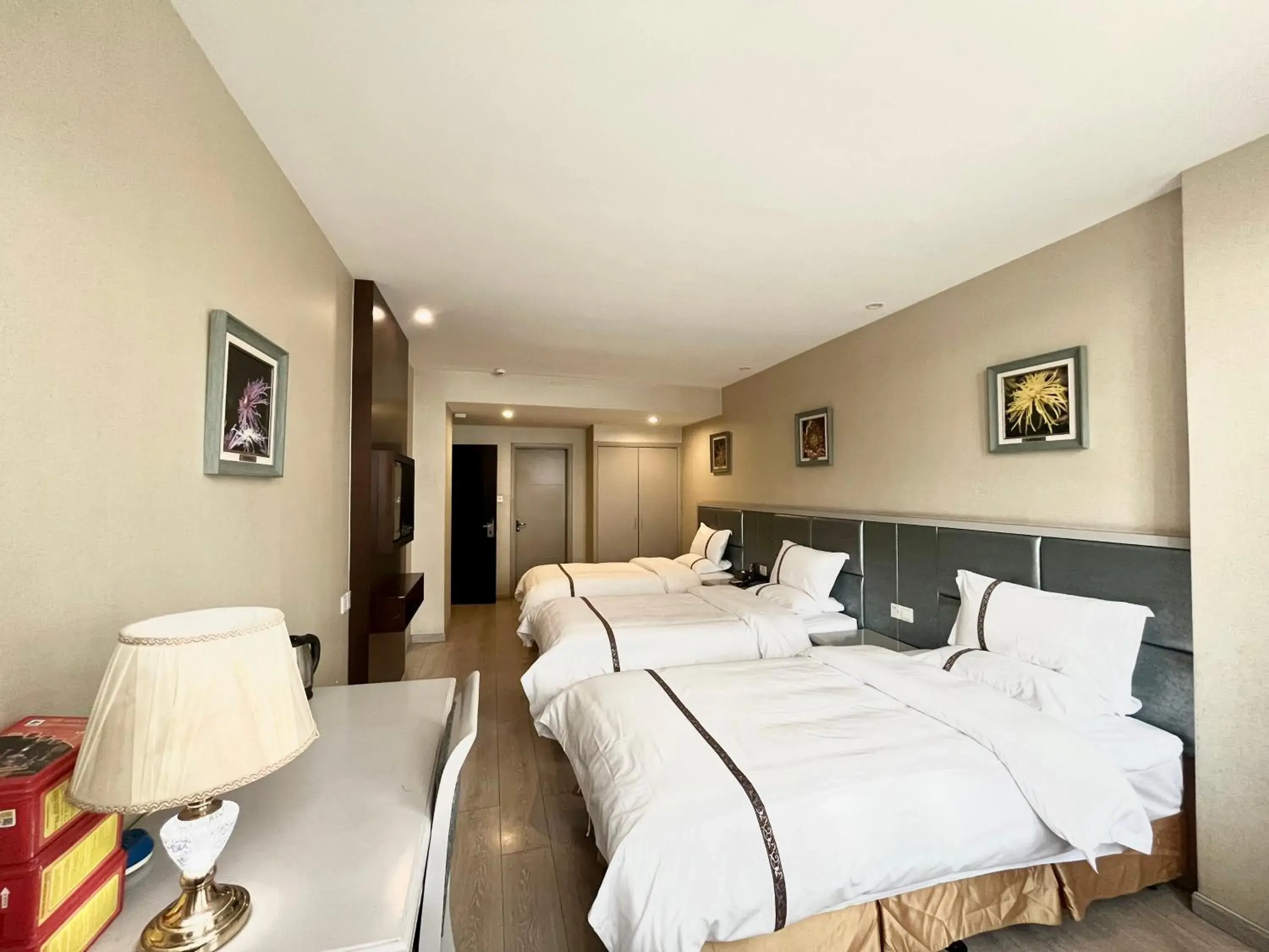 Business Triple room in Tianshui Times Hotel Zhangjiagang Business Triple room in Tianshui Times Hotel Zhangjiagang