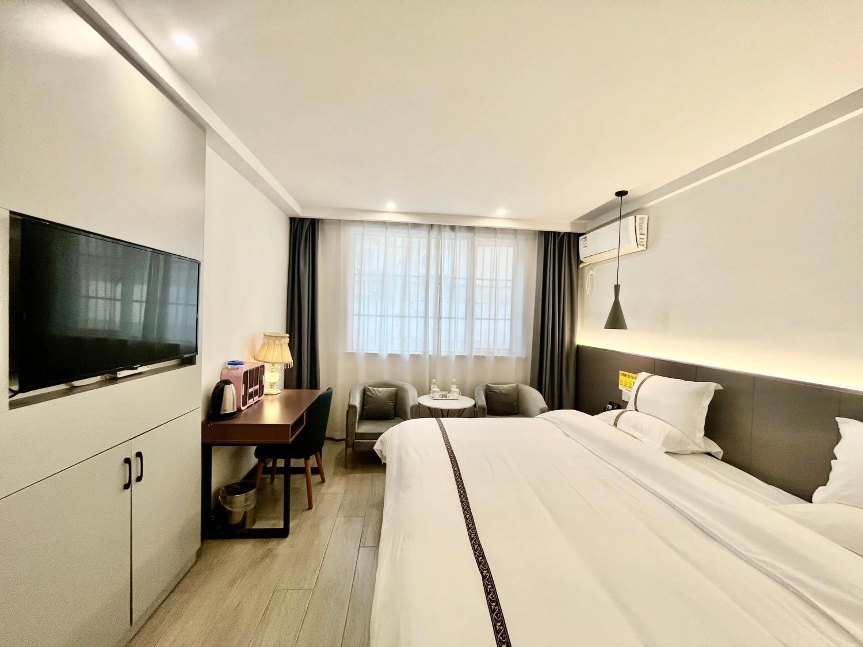 Communal lounge/ TV room in Tianshui Times Hotel Zhangjiagang