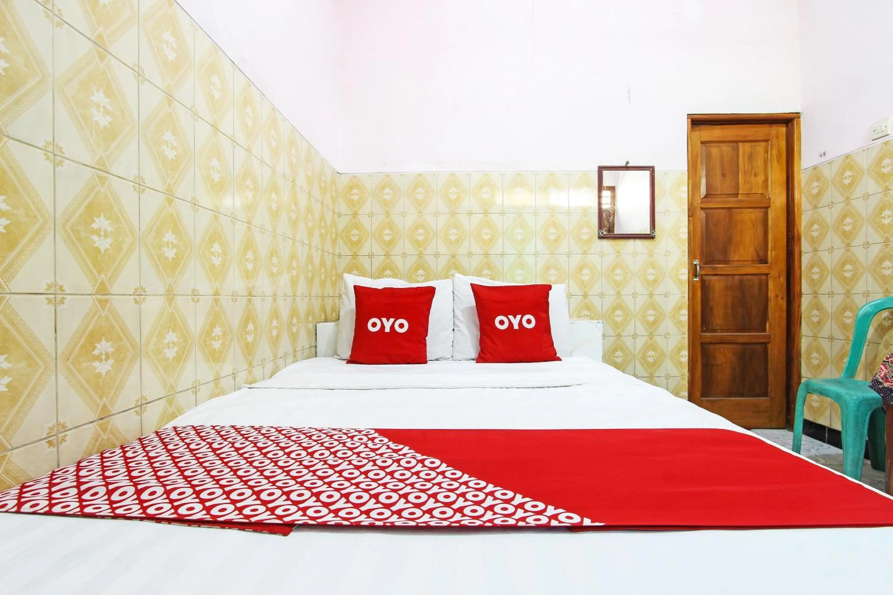 Bedroom, Bed in Hotel O Pondok Wisata Sri MulyoNearSultan Agung Stadium Bantul