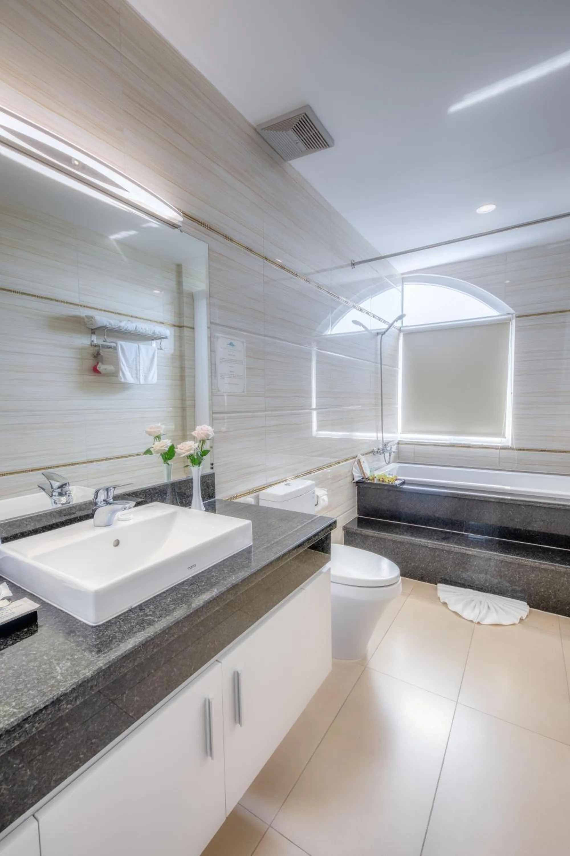 Bathroom in Ocean Pearl Hotel Phu Quoc