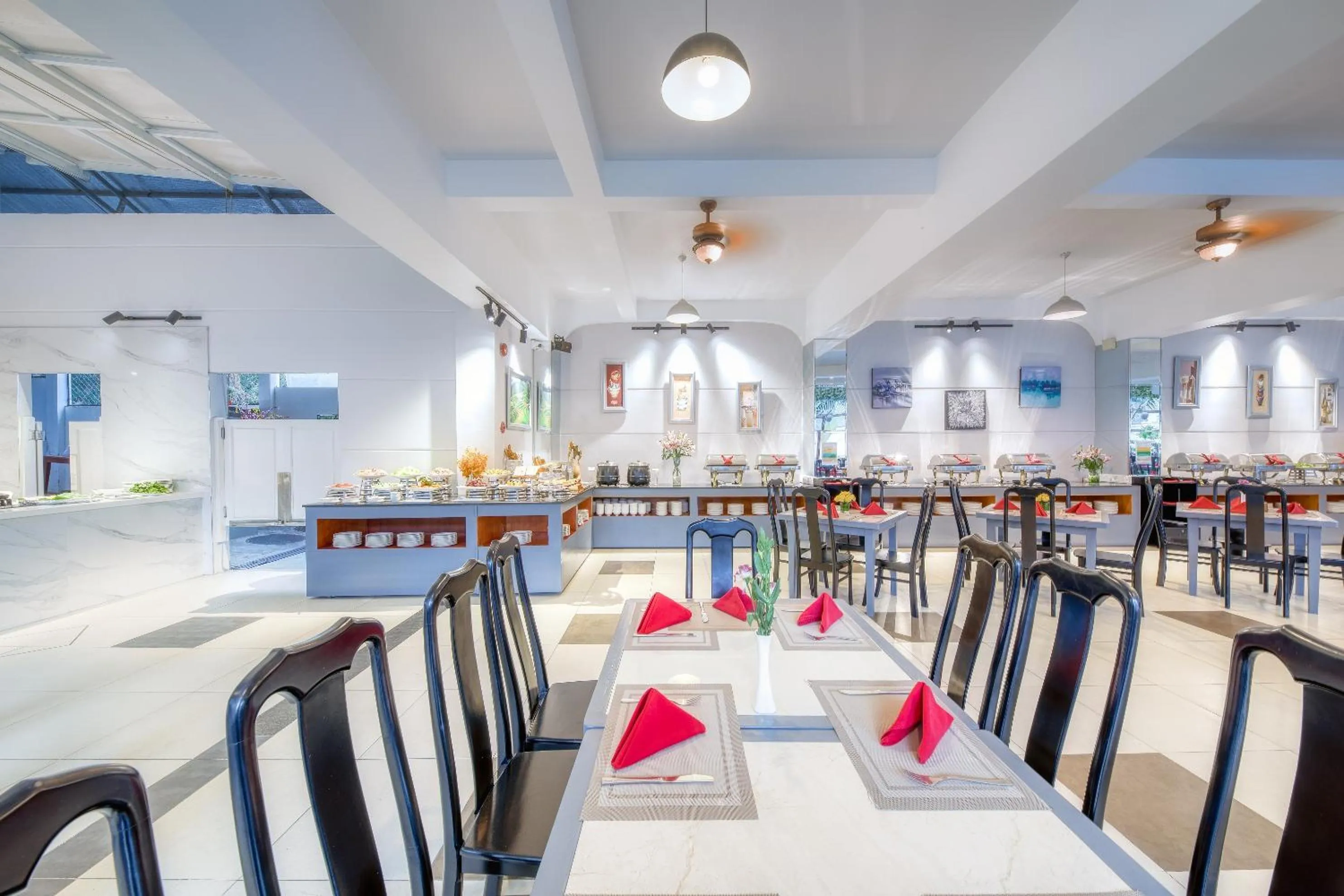 Restaurant/places to eat in Ocean Pearl Hotel Phu Quoc