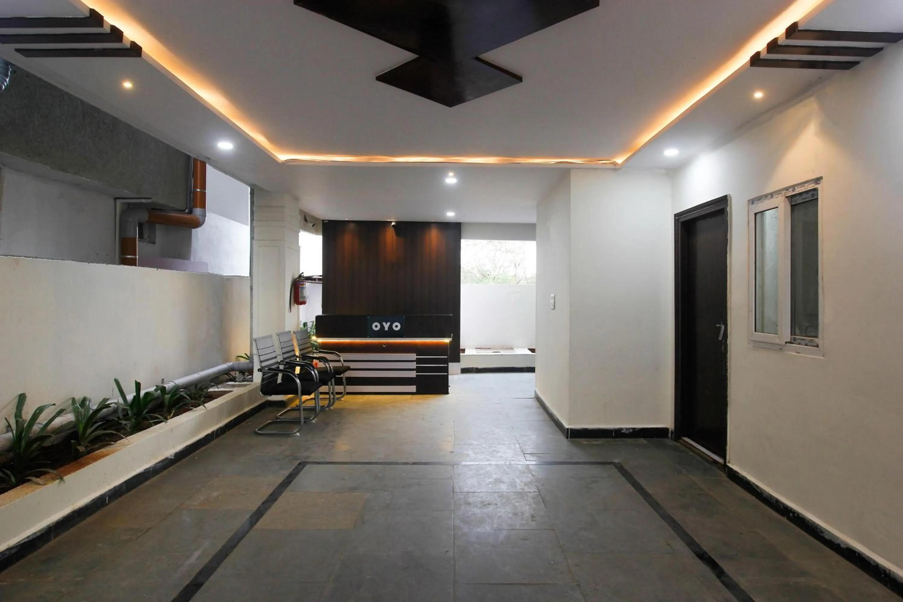 Lobby or reception in Collection O Stayo