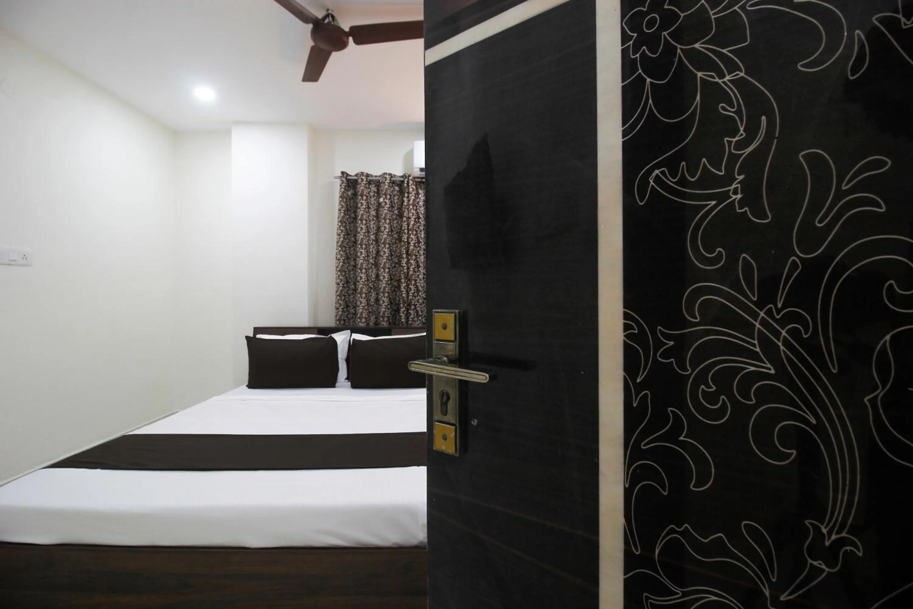 Bedroom, Bed in Collection O Stayo