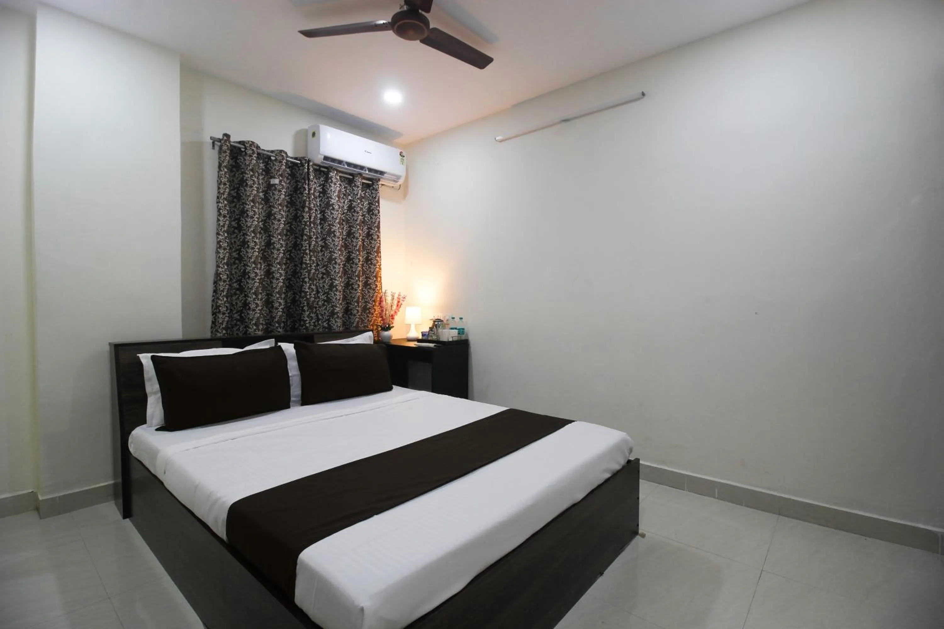 Lobby or reception, Bed in Collection O Stayo