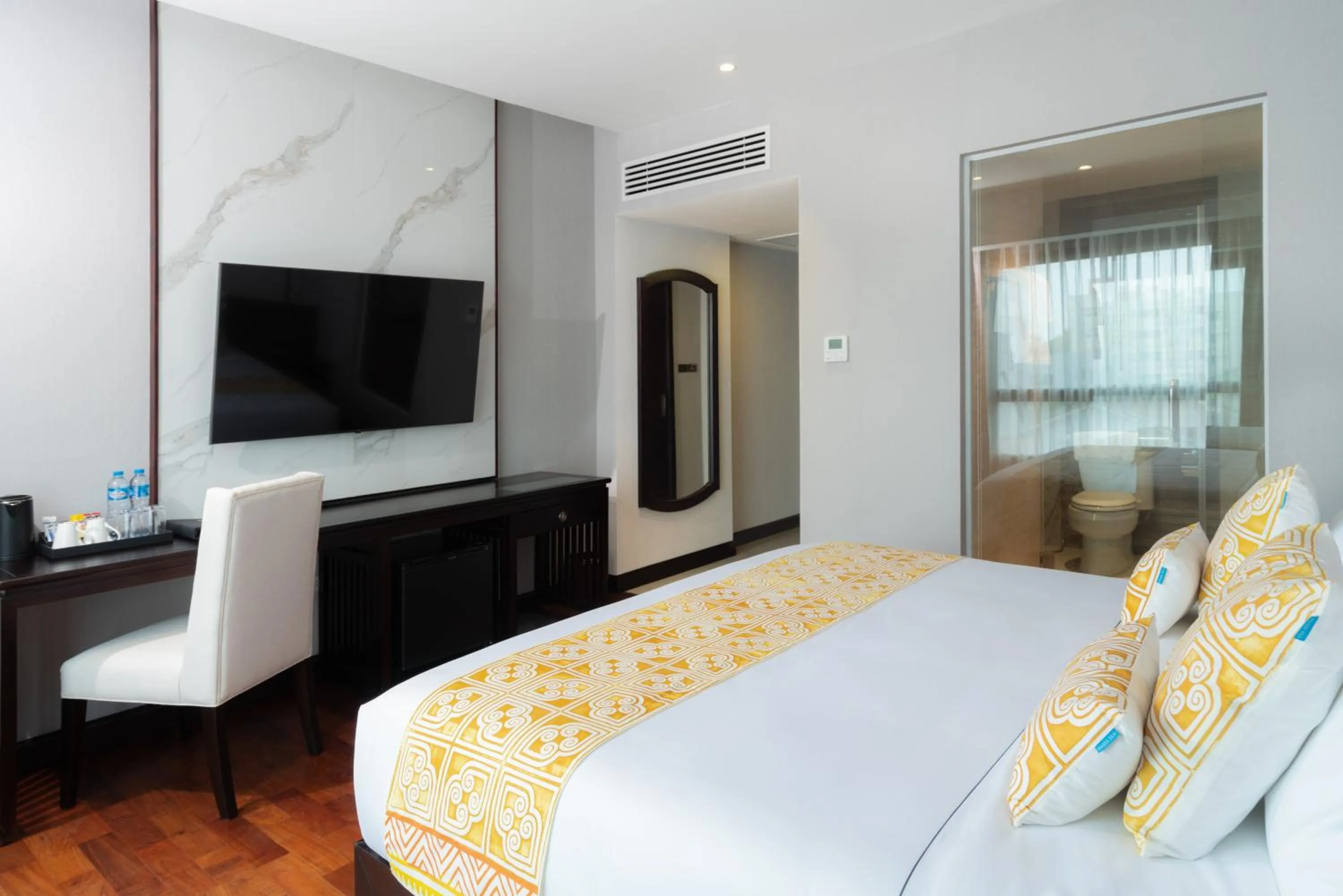 Bed in Mintra Hotel Vientiane