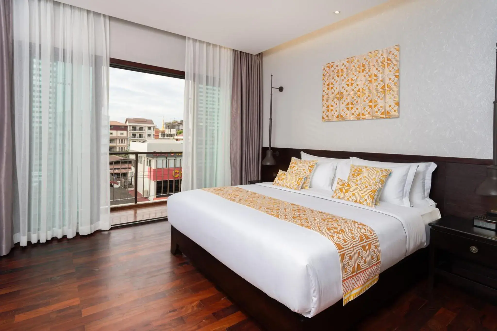 Deluxe Double Room with Balcony in Mintra Hotel Deluxe Double Room with Balcony in Mintra Hotel