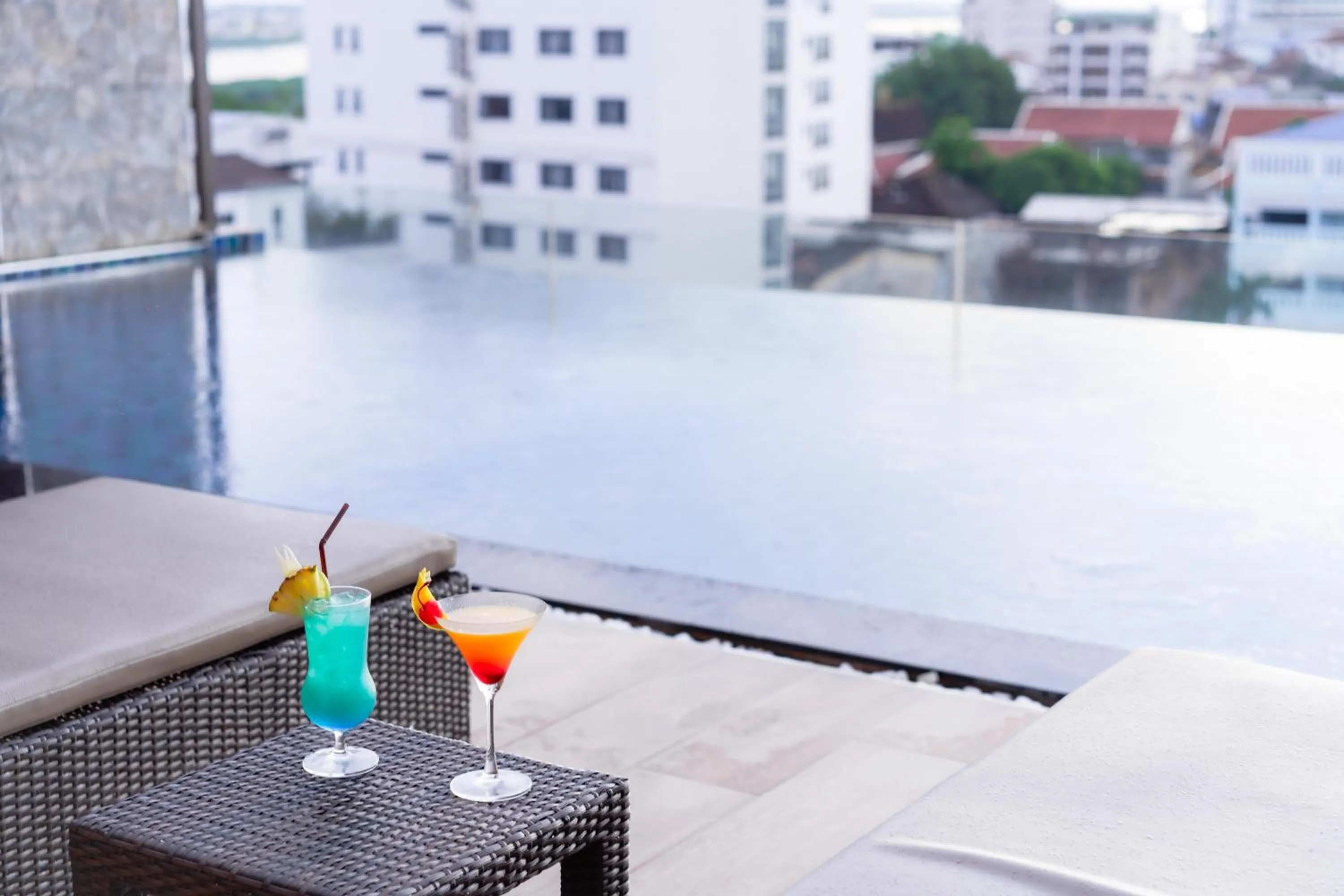 Food and drinks in Mintra Hotel Vientiane