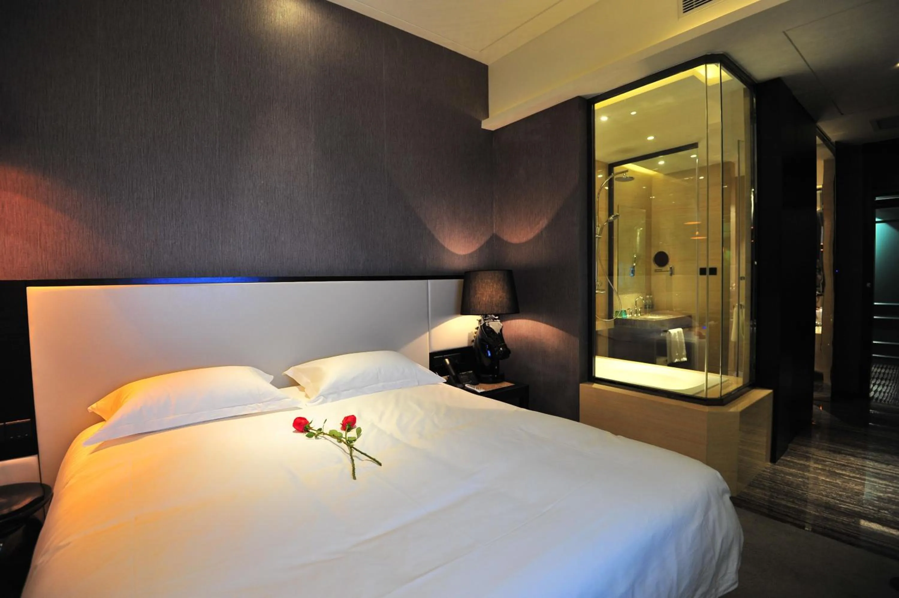 Seating area, Bed in Beijing Dieshang Boutique Hotel