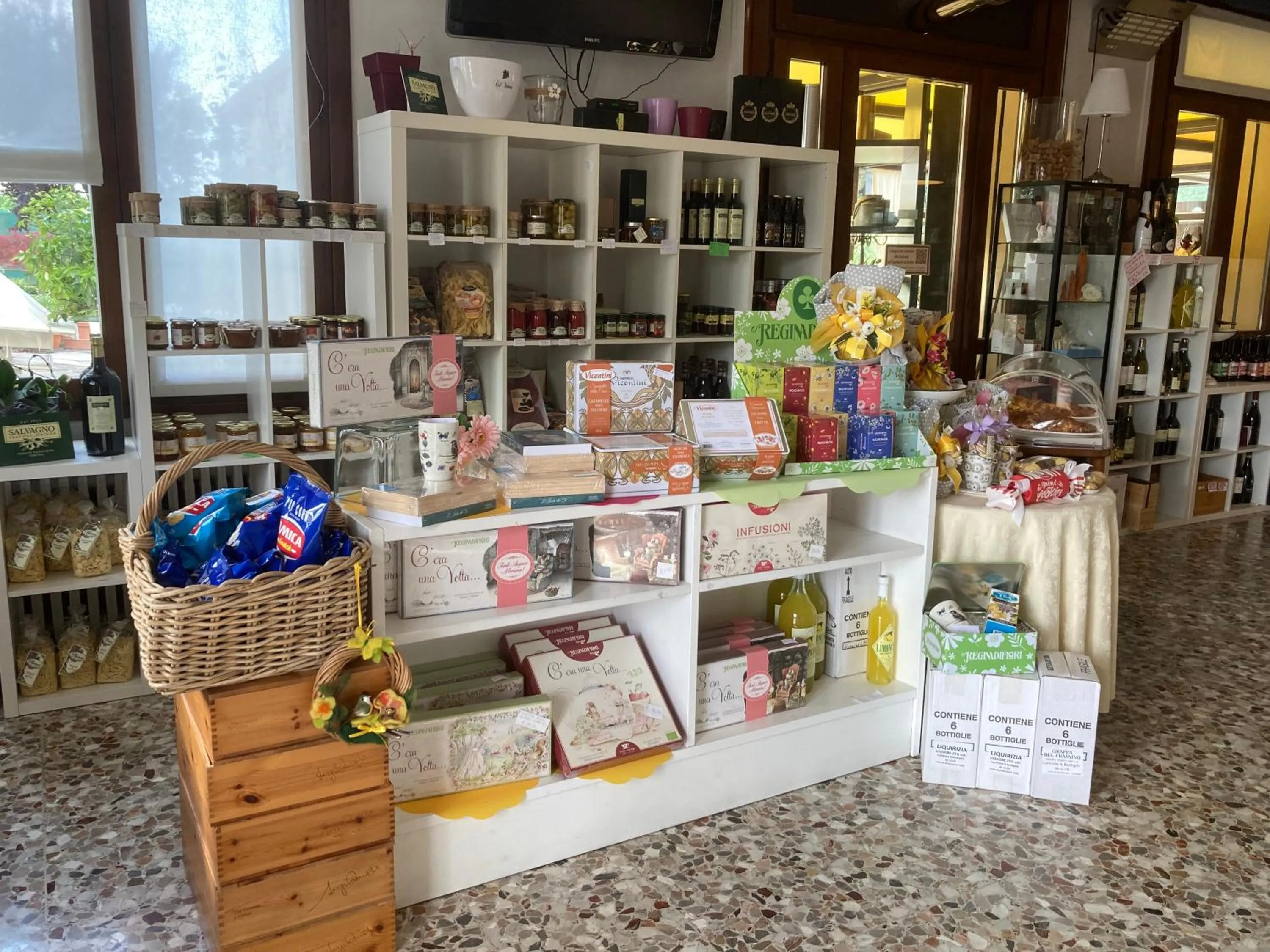 Lounge or bar in Locanda Al Santuario