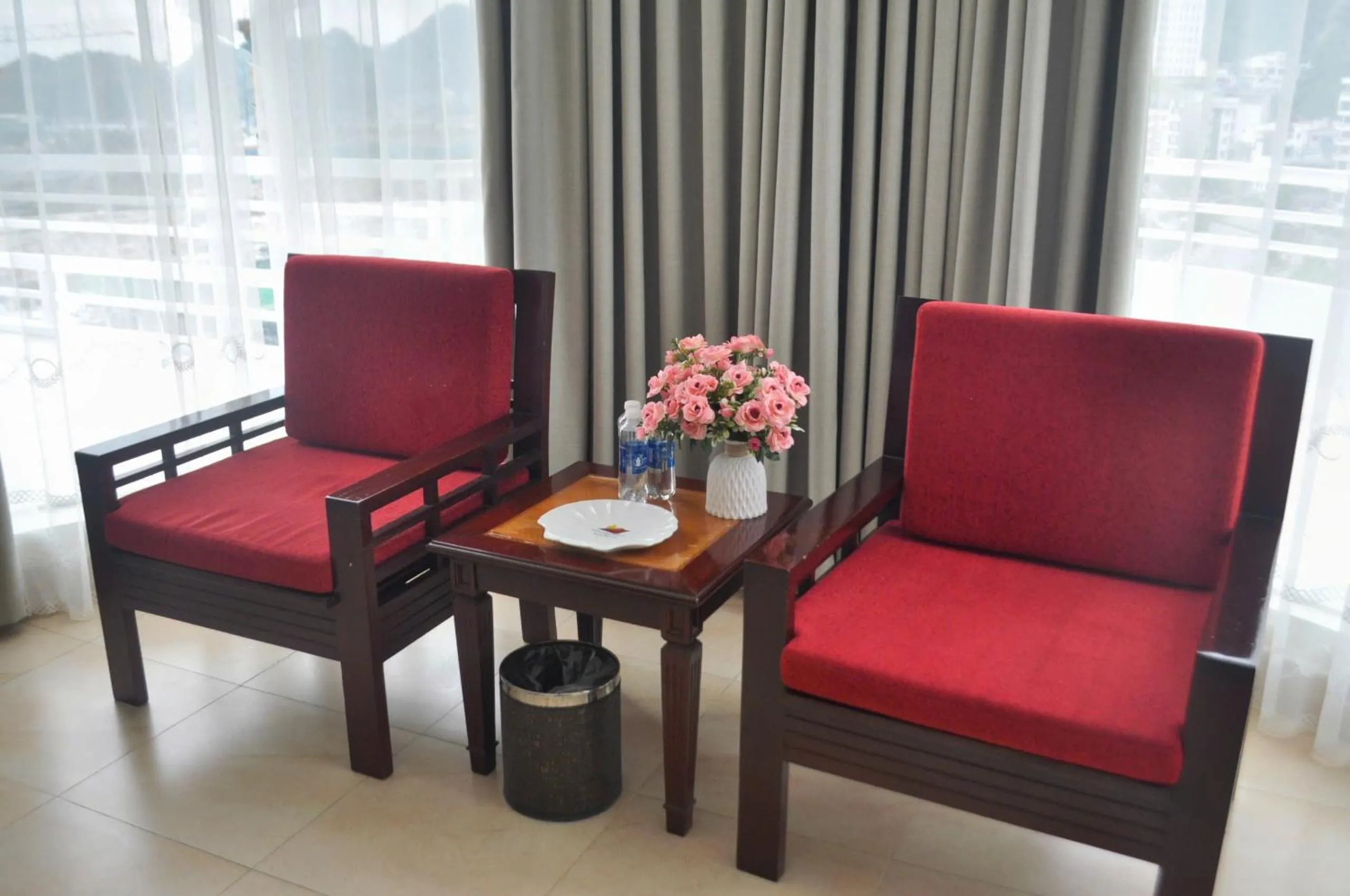 Property building in Hung Long Harbour Hotel