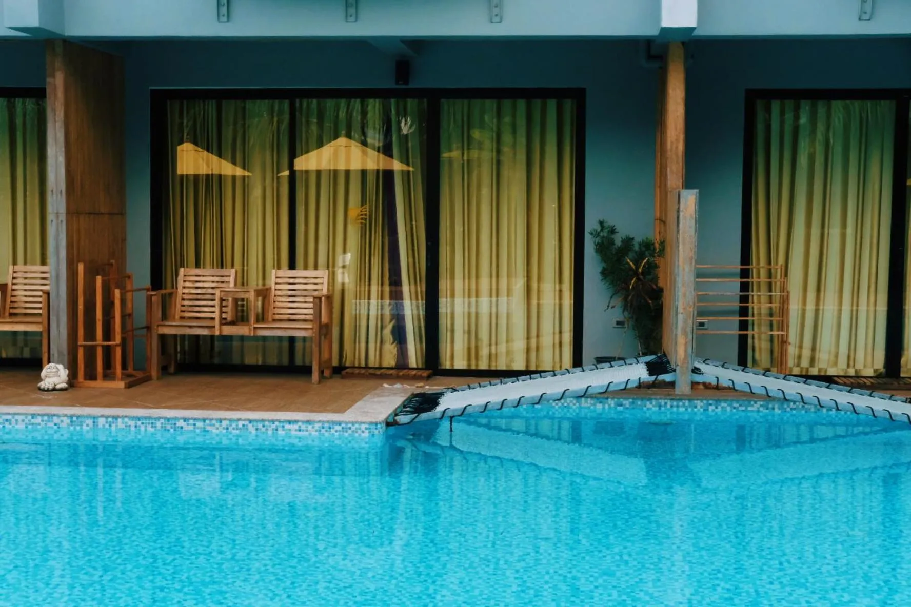 Swimming pool in Le Pes Villas