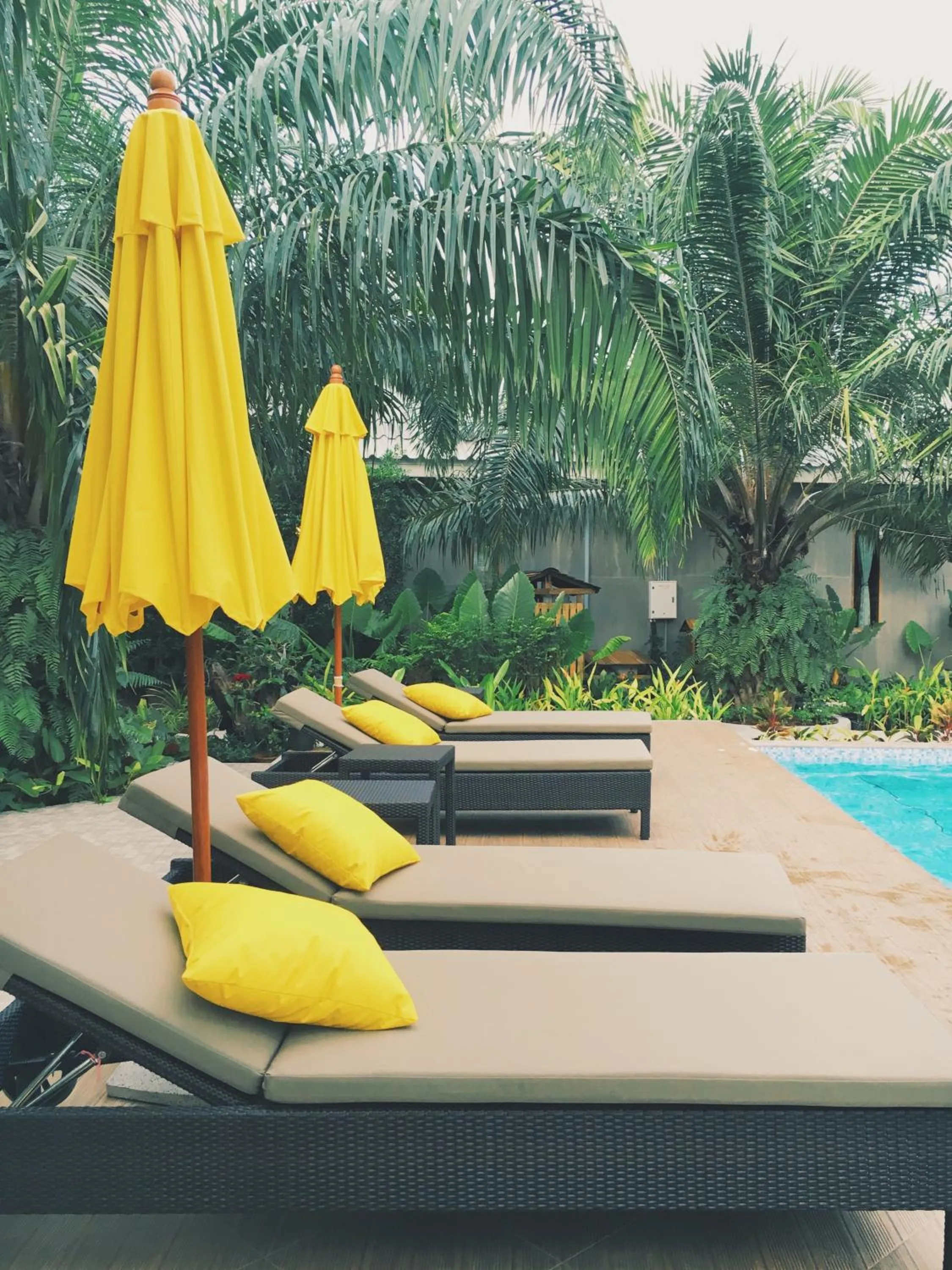 Property building in Le Pes Villas